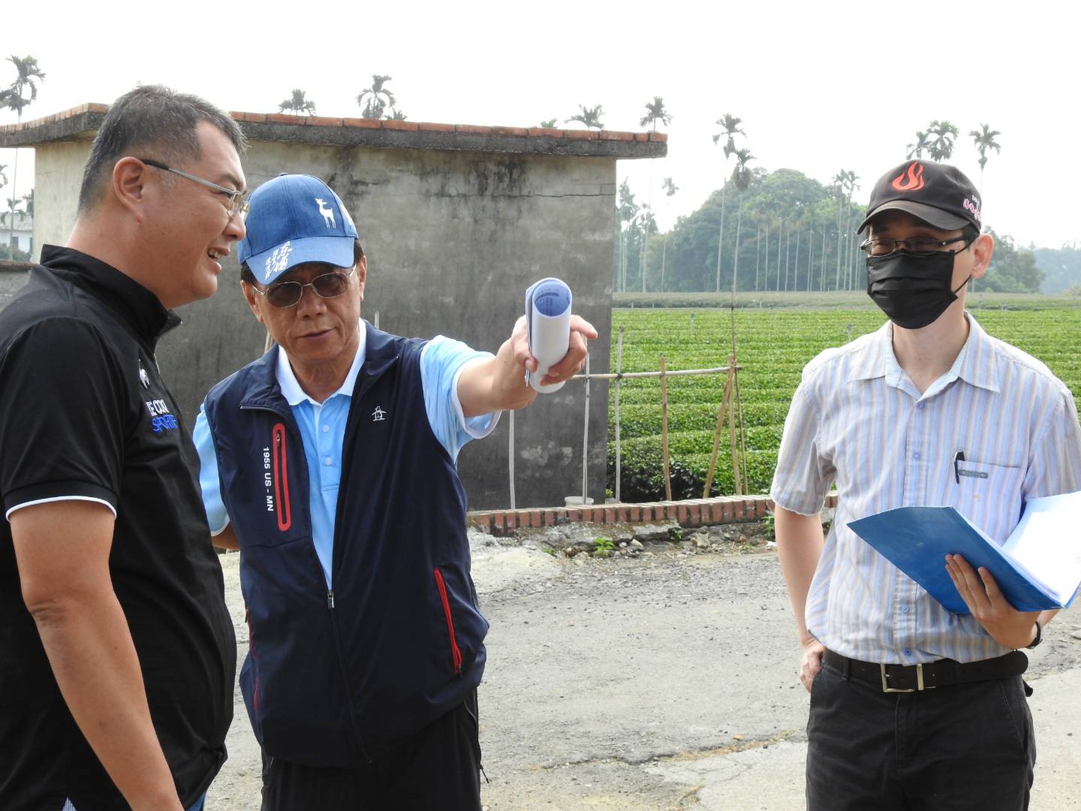 相關圖片2-名間集集6處農路、排水溝待修 縣長會勘籌500萬元改善