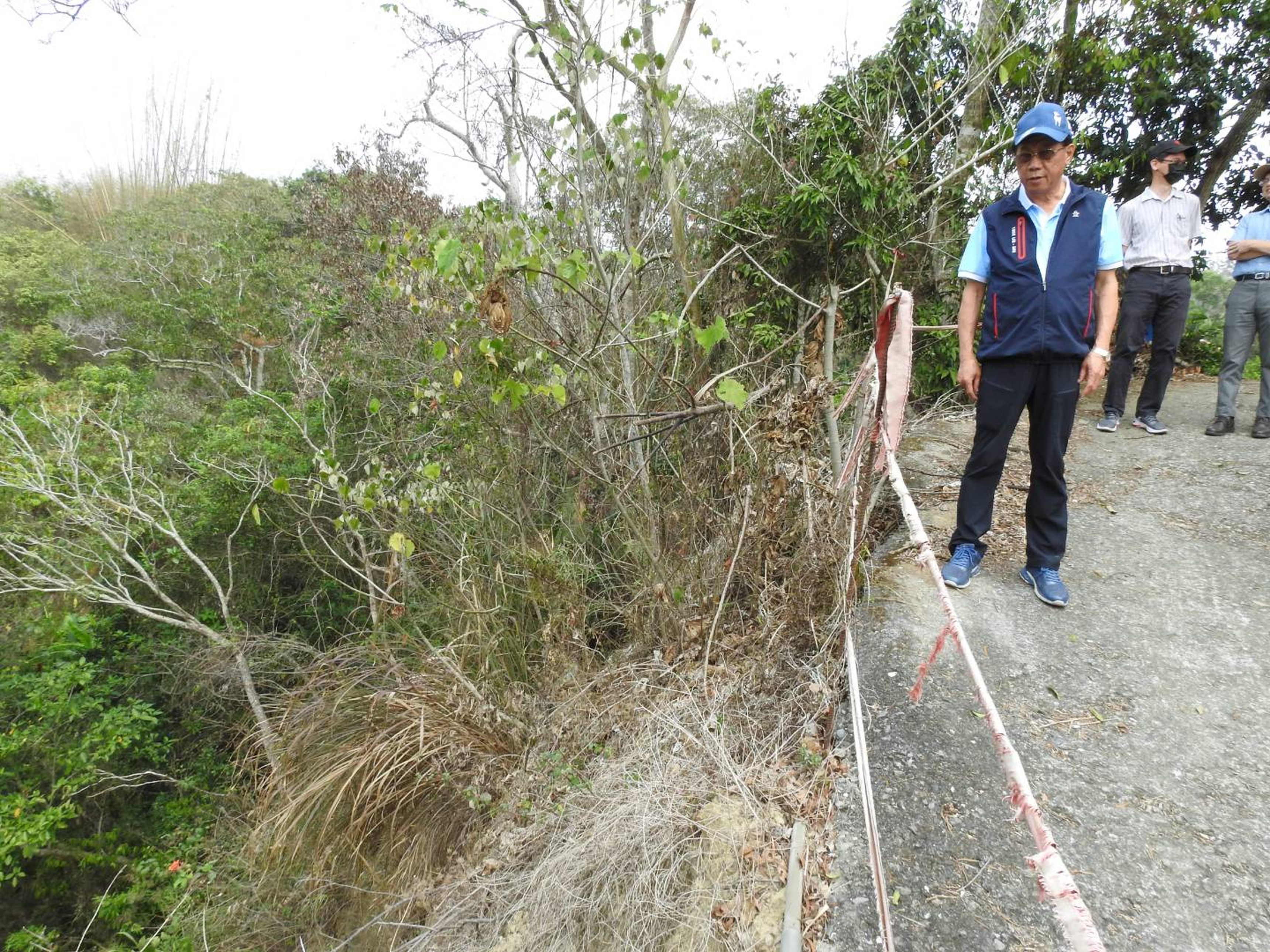 相關圖片4-名間集集6處農路、排水溝待修 縣長會勘籌500萬元改善