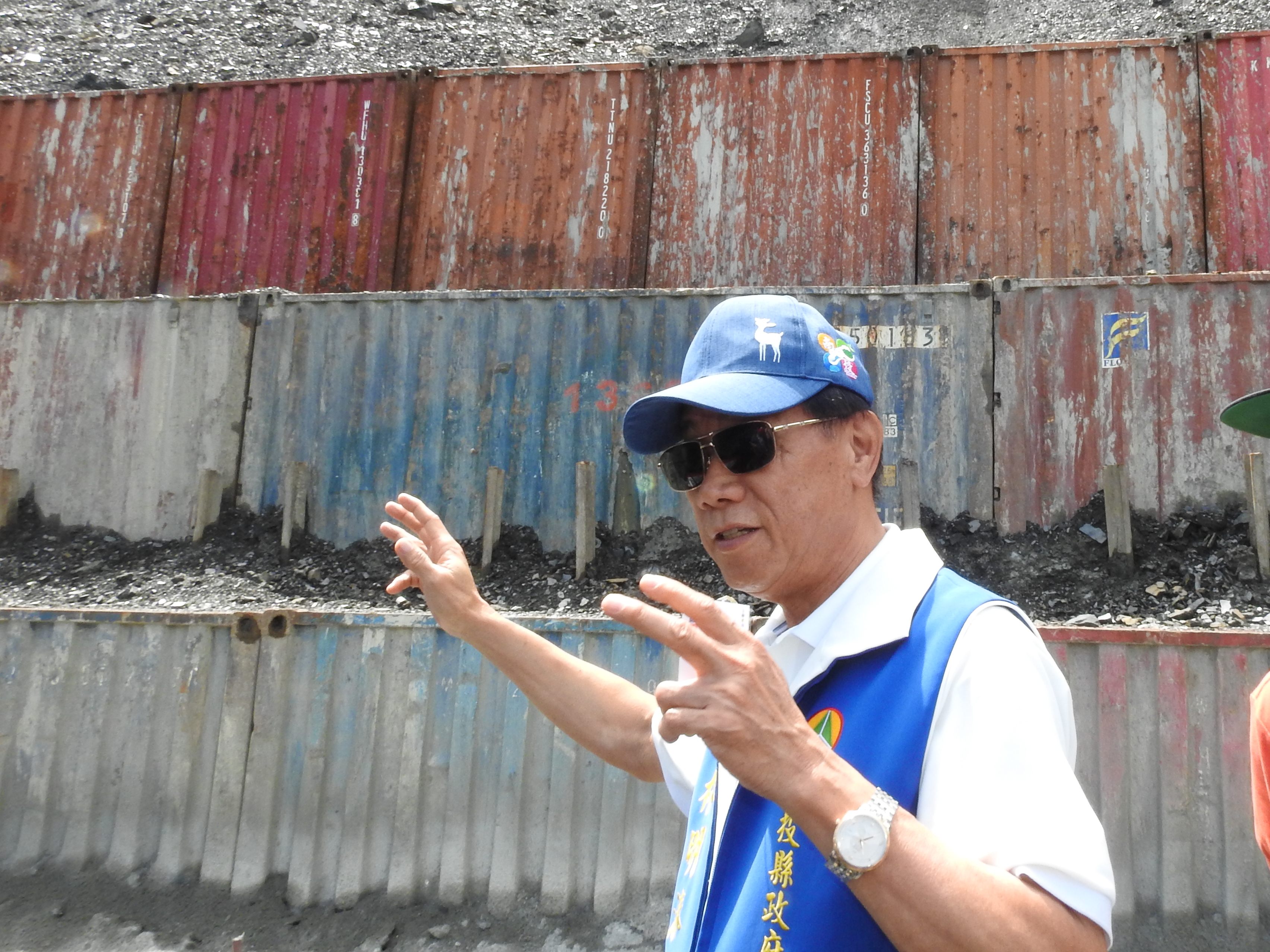 相關圖片1-投89線發祥明隧道進度超前 林縣長實勘力求消弭最爛路汙名