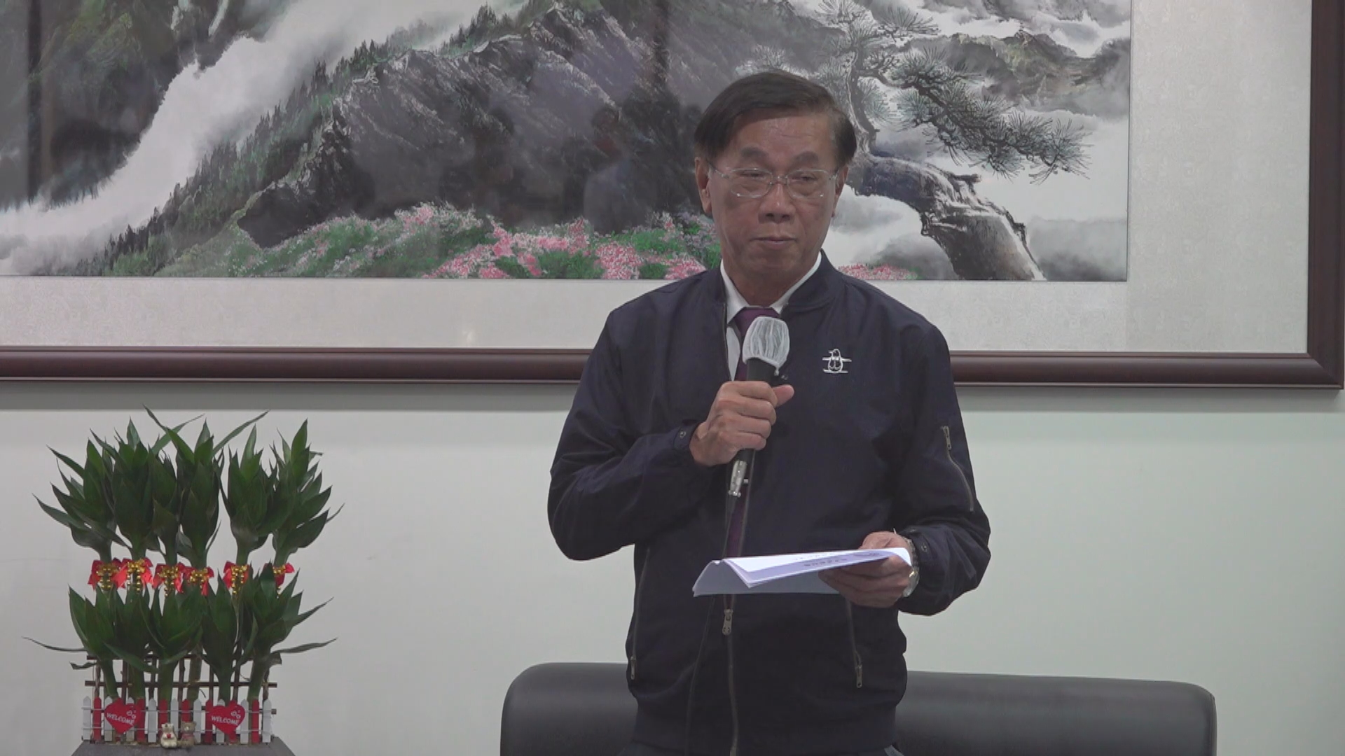 News images-Puli Junior High School and Chi Nan University win the National Women’s Softball championship, and County Magistrate Lin presents awards and commendations, April 8