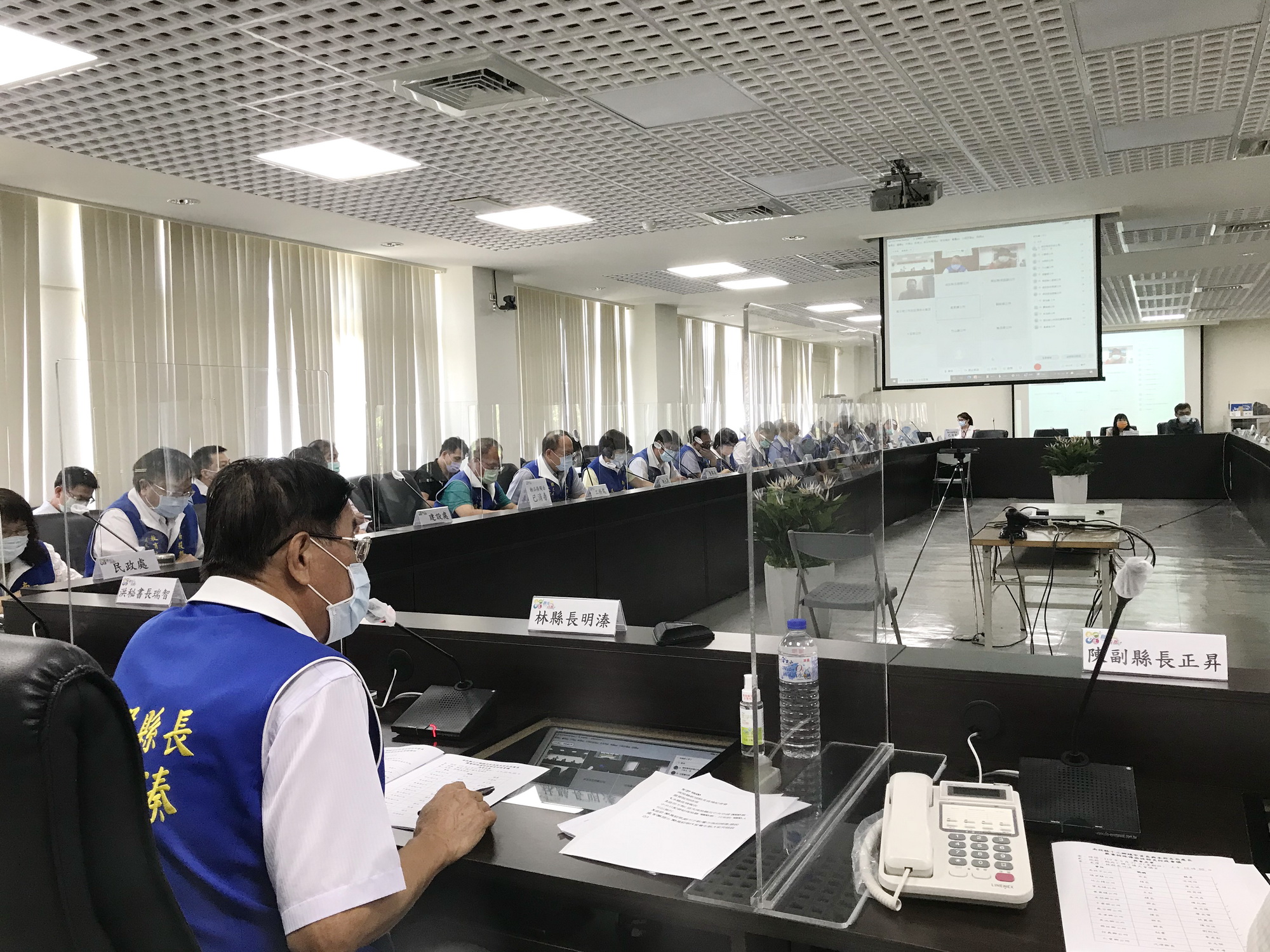 News images-The County Government invites 13 Township Mayors to convene an Epidemic Prevention Video Conference to jointly protect Nantou May 27th