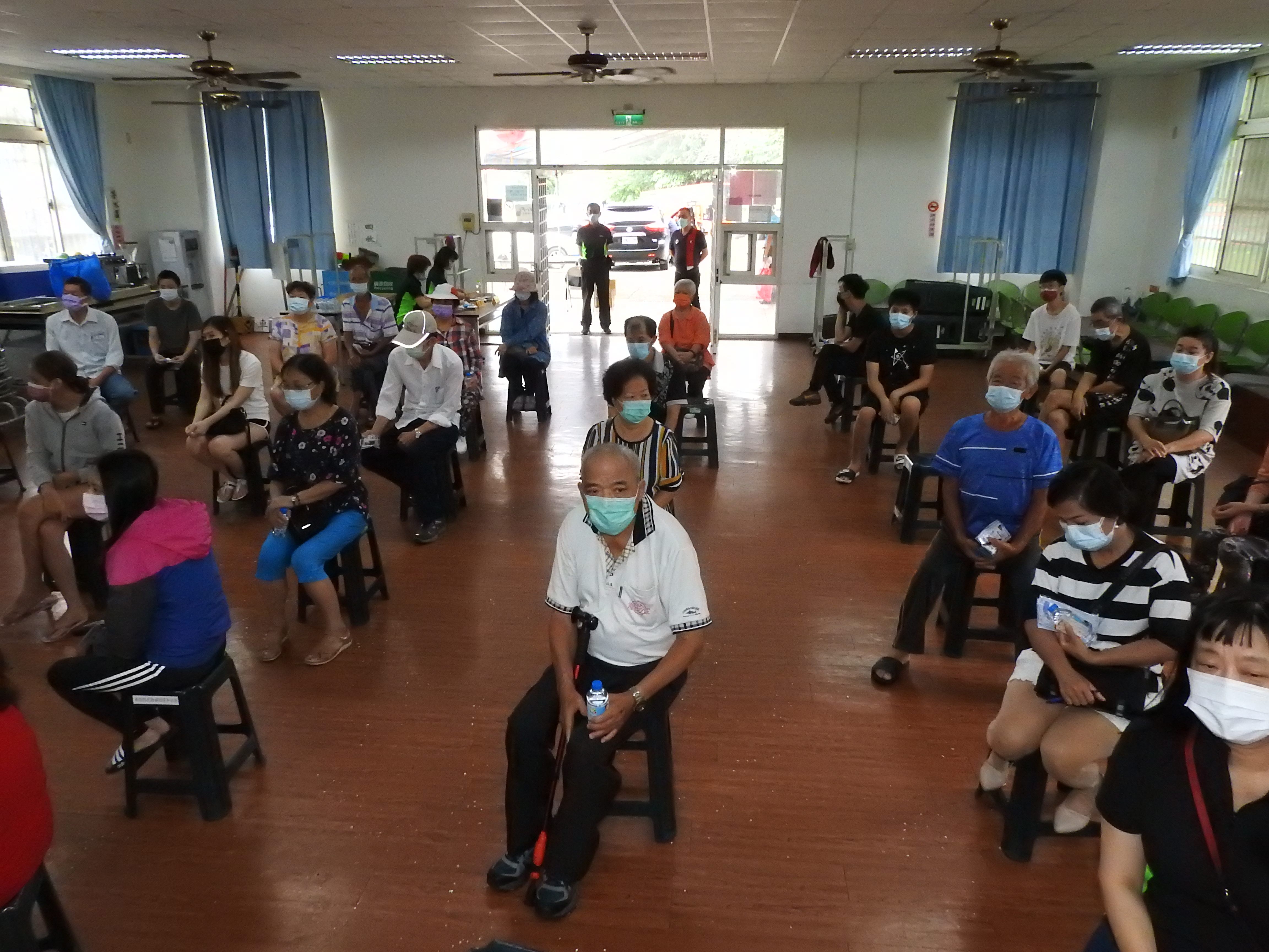 相關圖片4-鎖定疫情受害邊緣弱勢民眾提供萬元急難救助 鑫永銓3千萬善款開始發放三周內完成