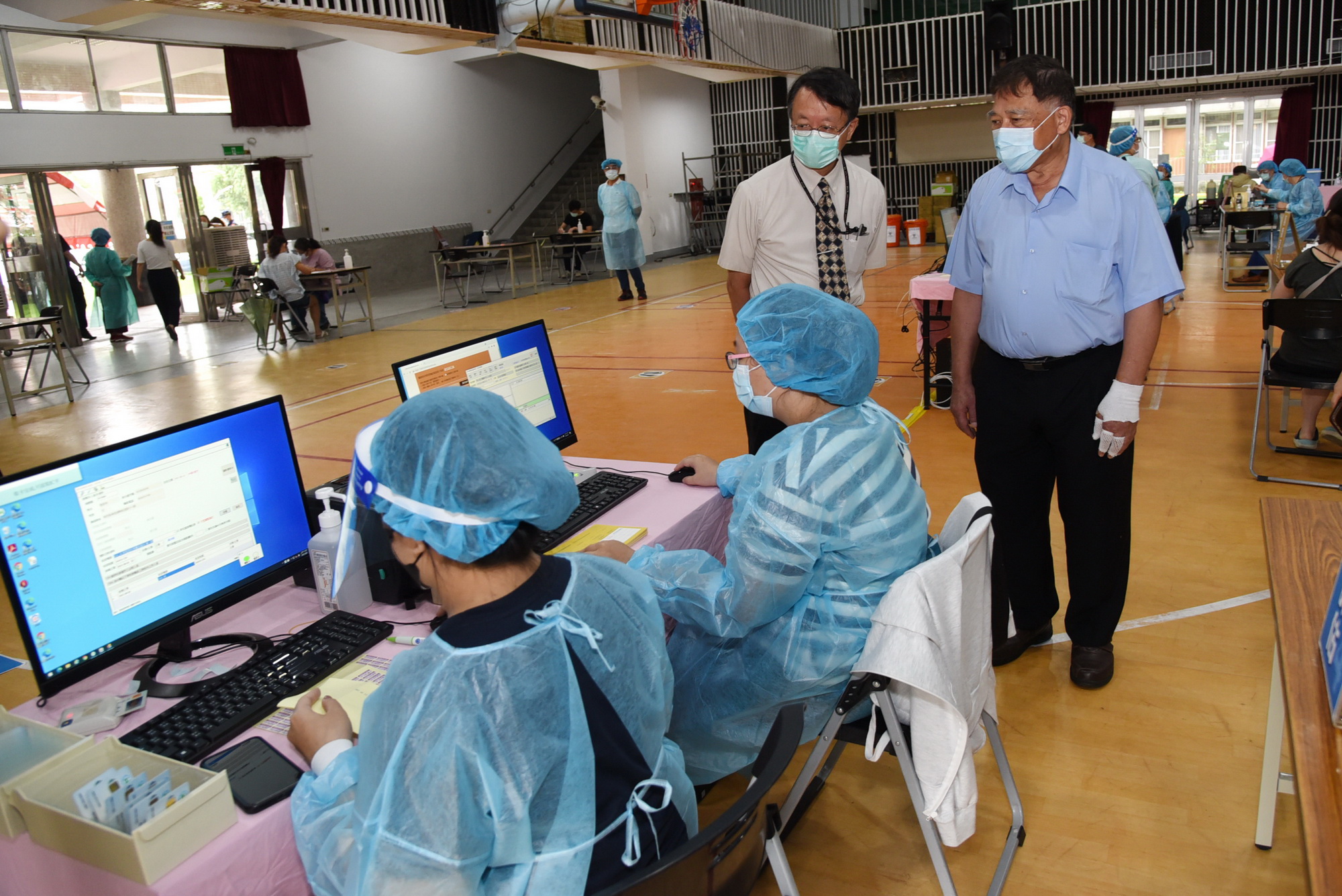 other image3-The vaccination for educational staff of junior and senior high school in Nantou County will be carried out at different sites for three consecutive days, August 5