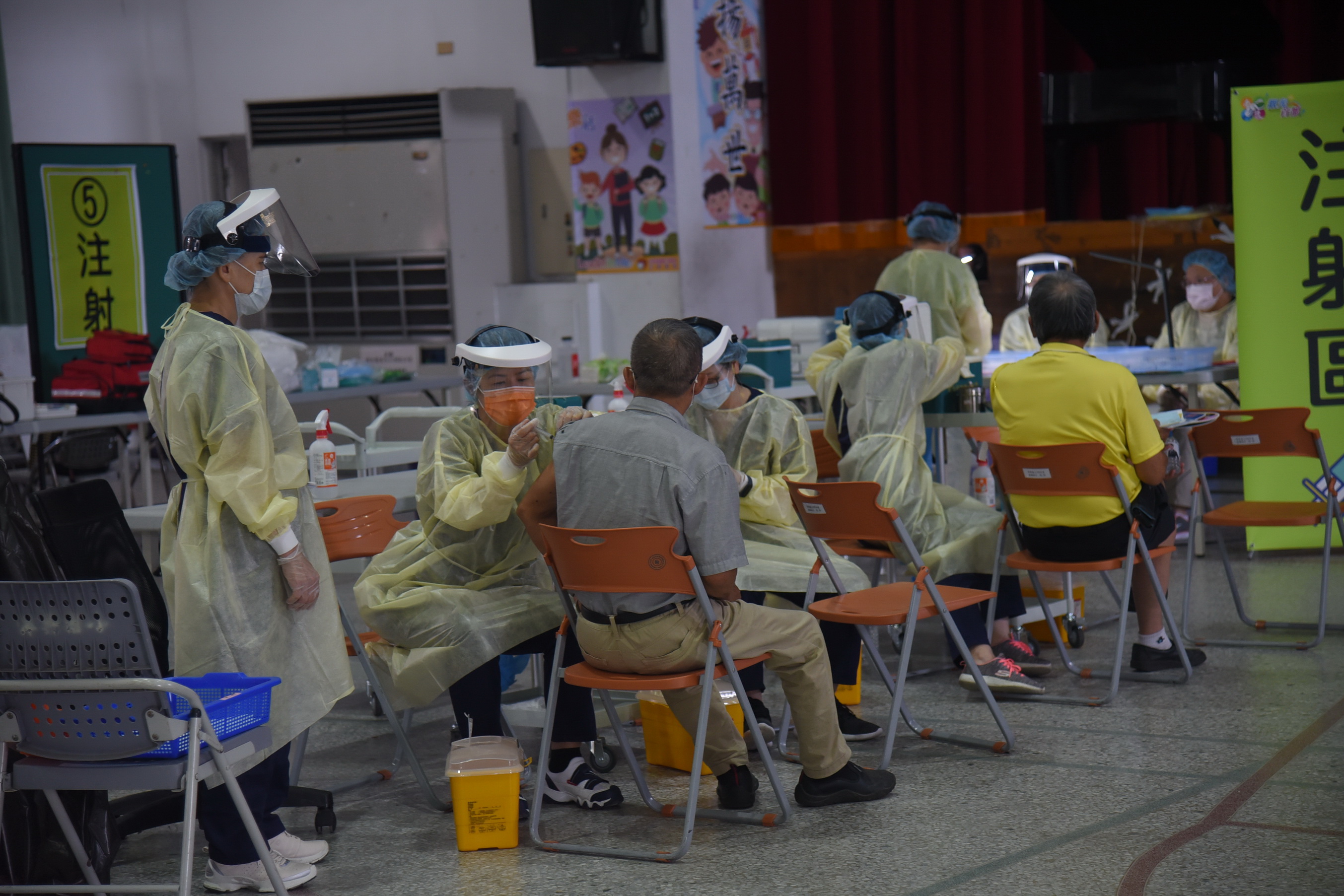 other image3-Nantou County Government receives positive feedback for helping older adults aged 66 with vaccination registration, August 21