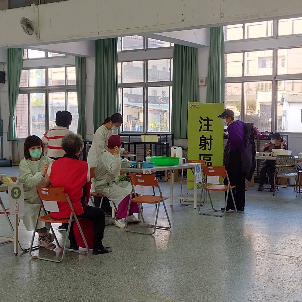 News images-Nantou County Government sets up vaccination stations on the weekend, with the active participation of nearly 7000 people getting vaccinated in 2 days, January 17