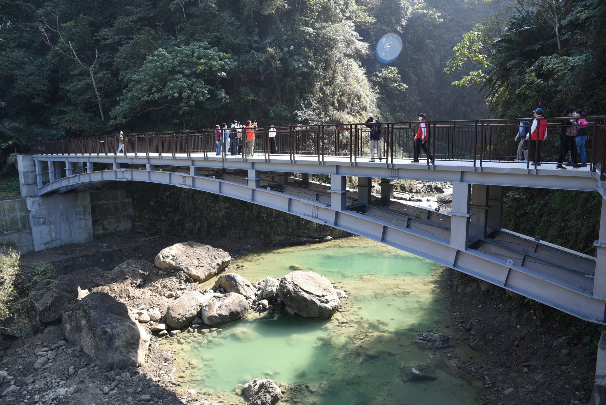 other image1-Ruilong Falls in Zhushan Township reopens. A new experience of viewing the waterfall with barrier-free facilities, January 26
