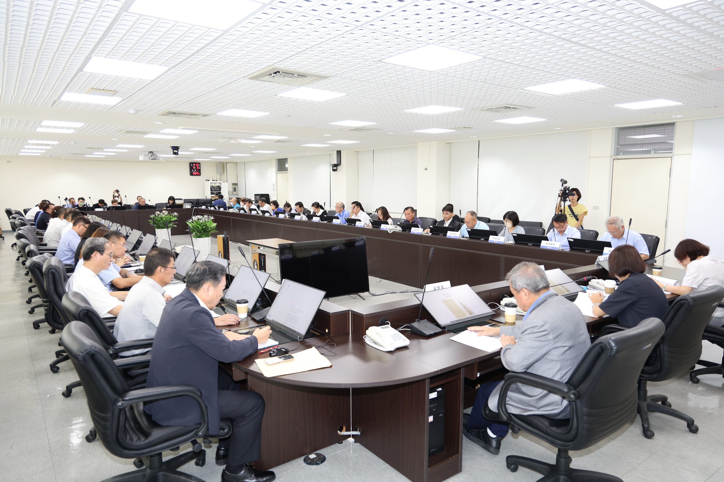 相關圖片4-致癌油品回收率南投高於全國  許縣長：持續掌握流向守護縣民食安，並籲中央建立更主動的監測、抽驗機制