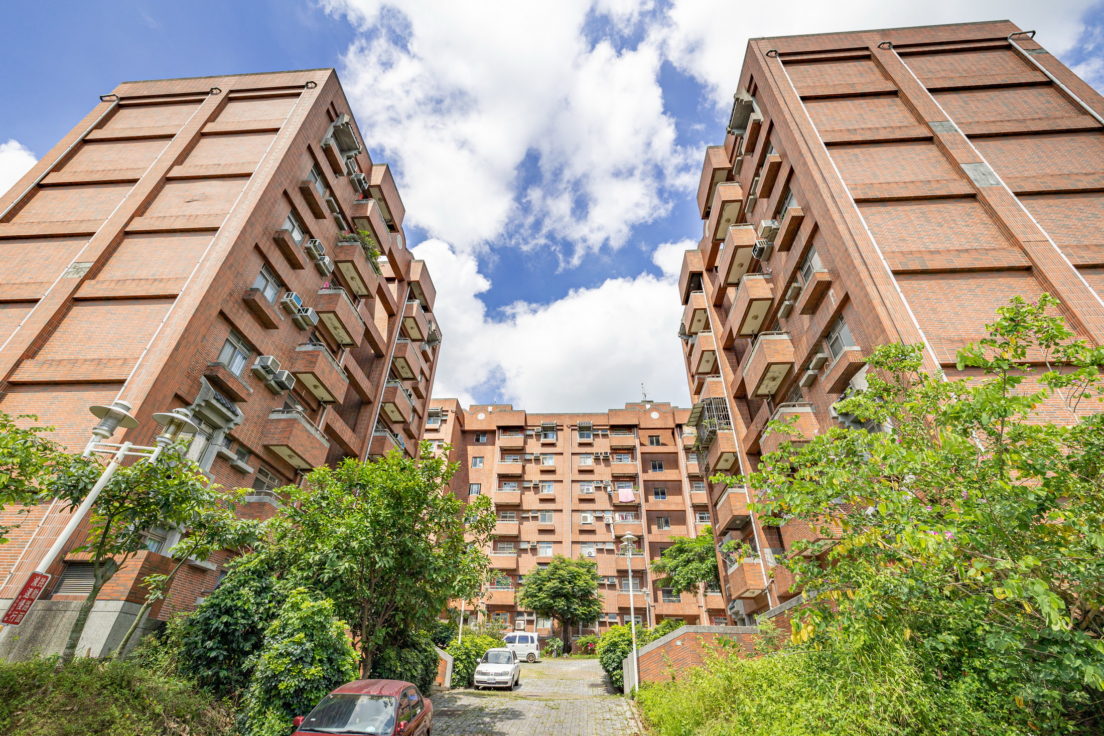 other image3-Handover of affordable housing in Nantou and Caotun of 921 transfer/sale projects completed, May 30