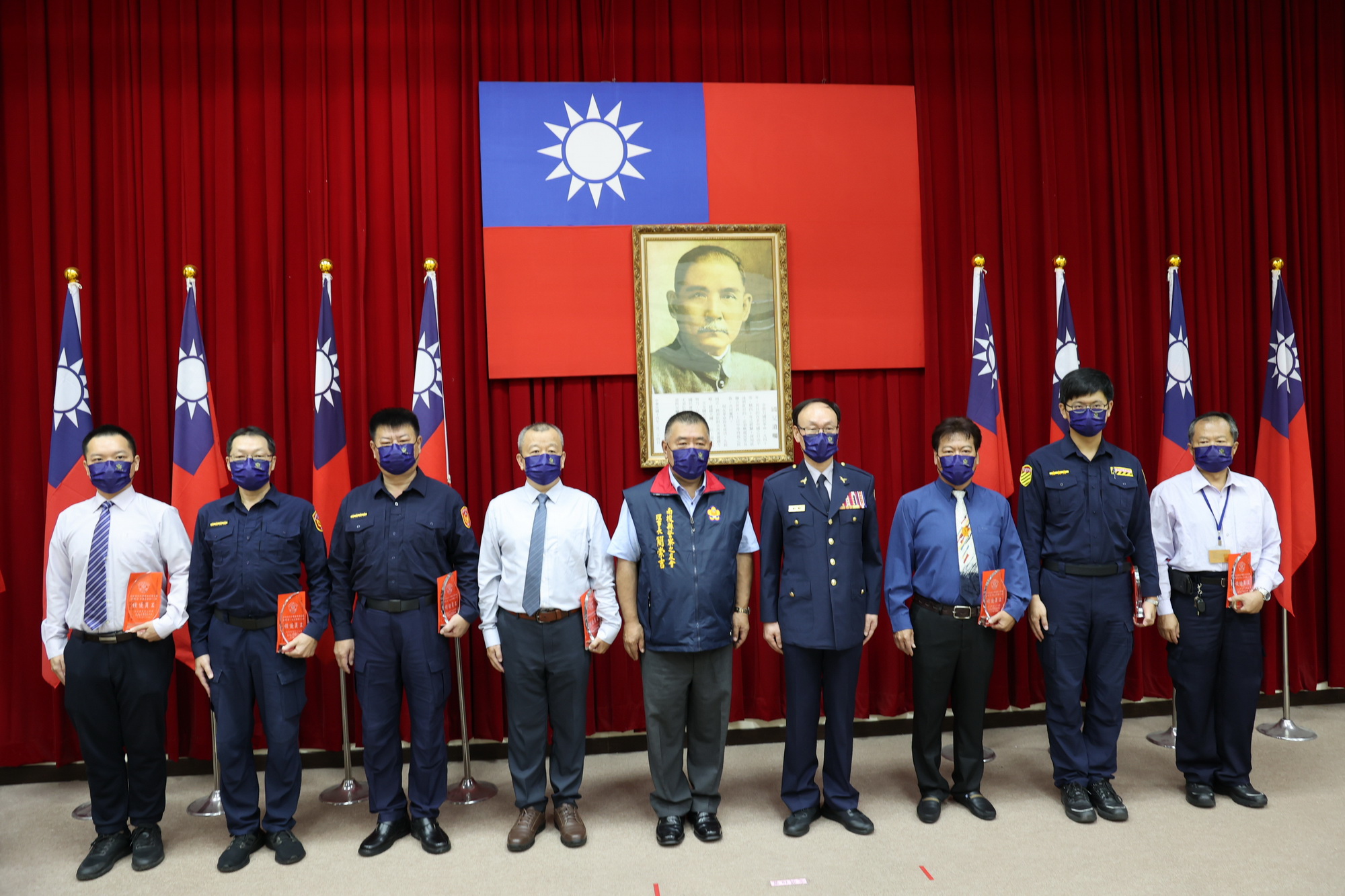 other image2-Celebrating Police Day, County Magistrate Lin praises outstanding officers, June 13