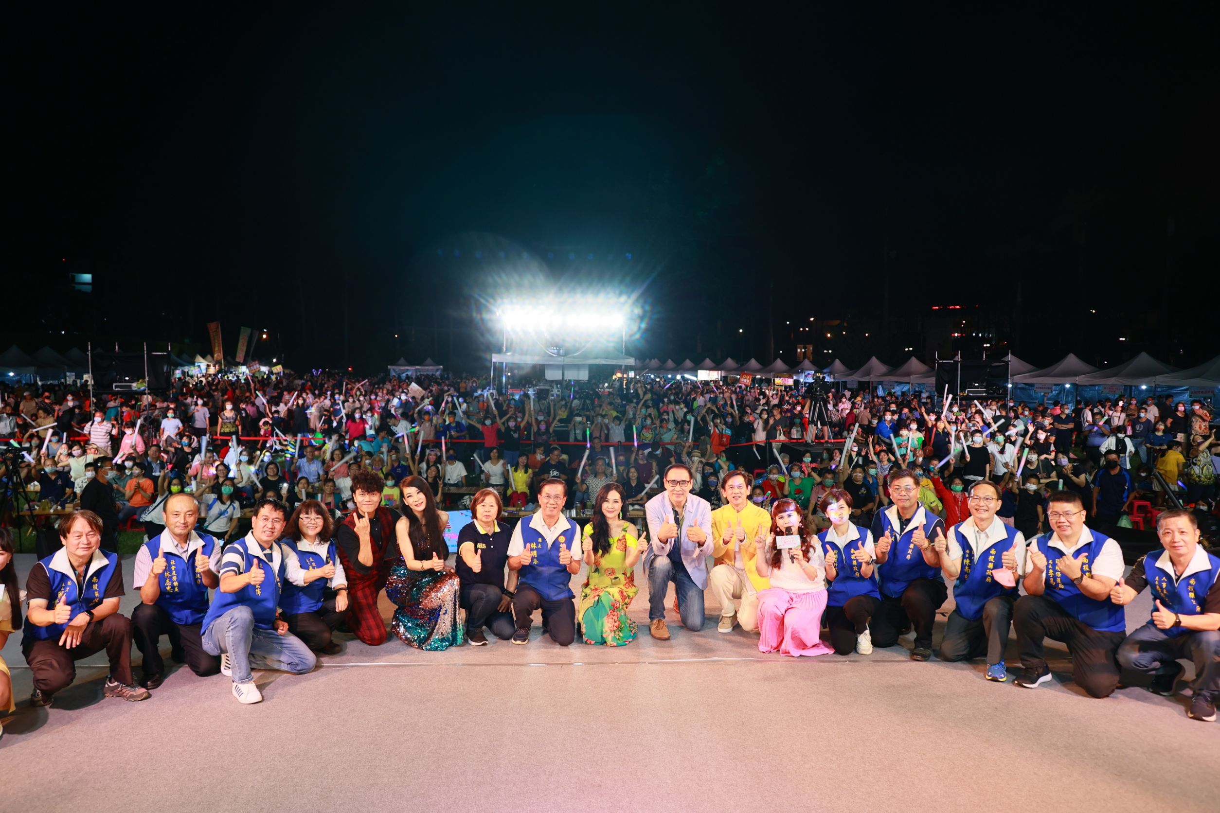 other image3-The “Folk Songs are Nice. Food and Travel are Great: Heartwarming Concert” was held at Zhongxing New Village on the first night of the long National Day vacation, October 8