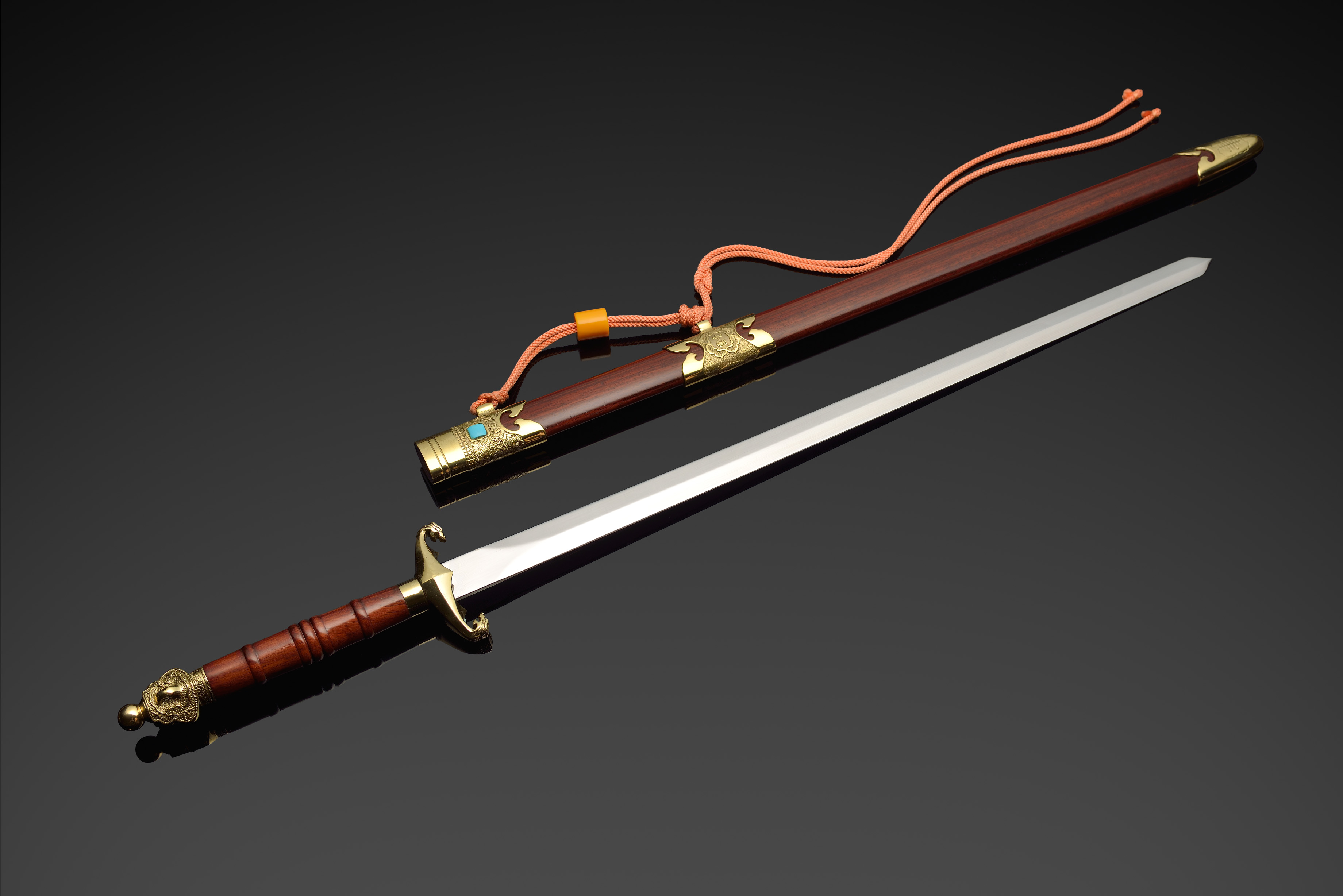 文章圖片-青雲劍藝-陳重智刀劍創作展