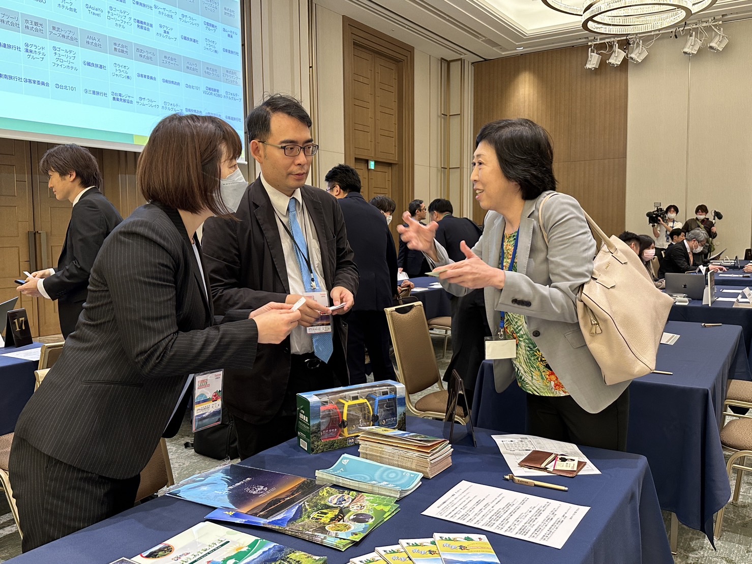(開新視窗)連至 縣府前進東京 配合台灣觀光協會辦理觀光旅遊推廣會 完整照片