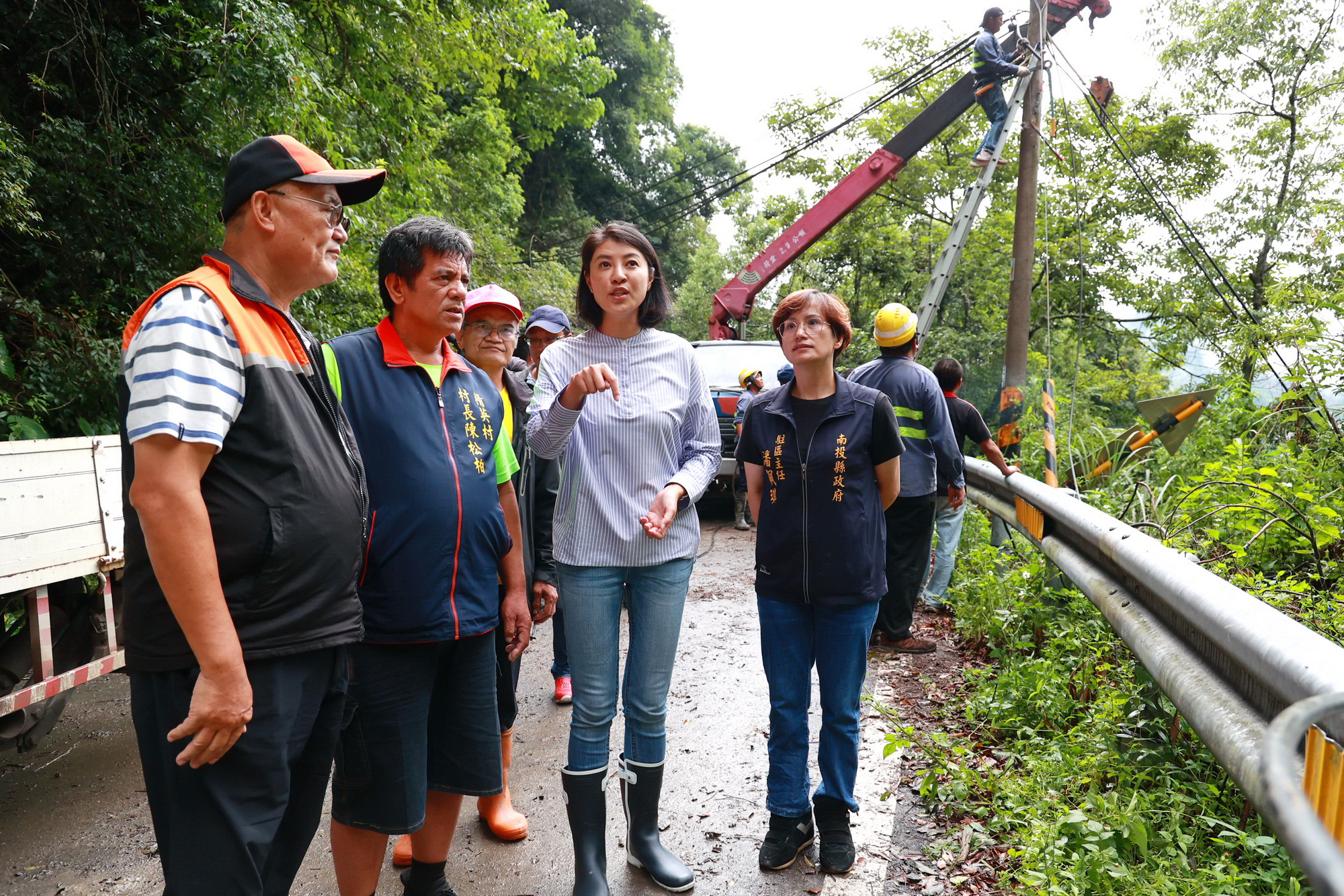 (開新視窗)連至 許縣長至85線了解道路狀況 完整照片