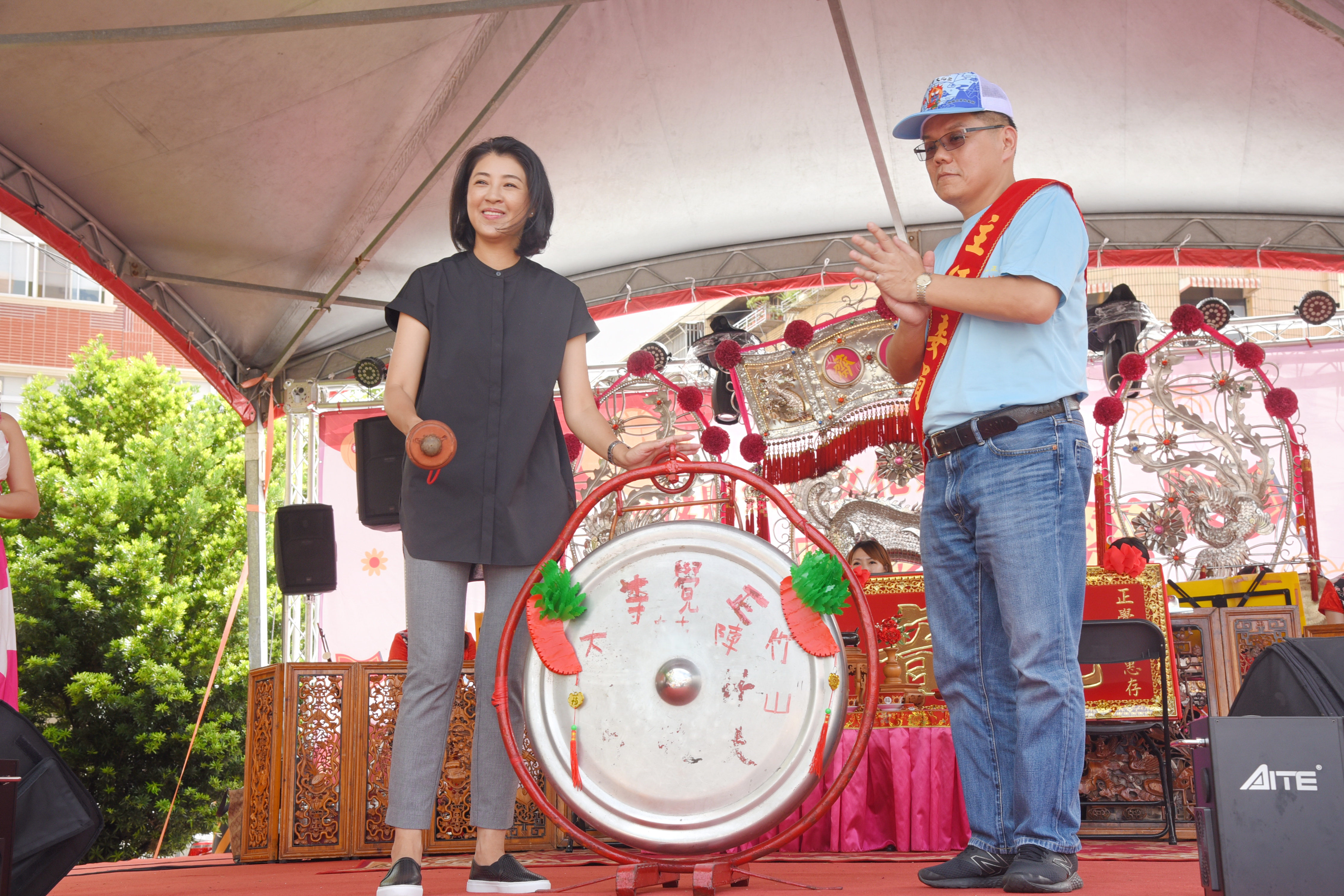 (開新視窗)連至 大士爺文化祭開鑼    竹山彷彿小過年 完整照片