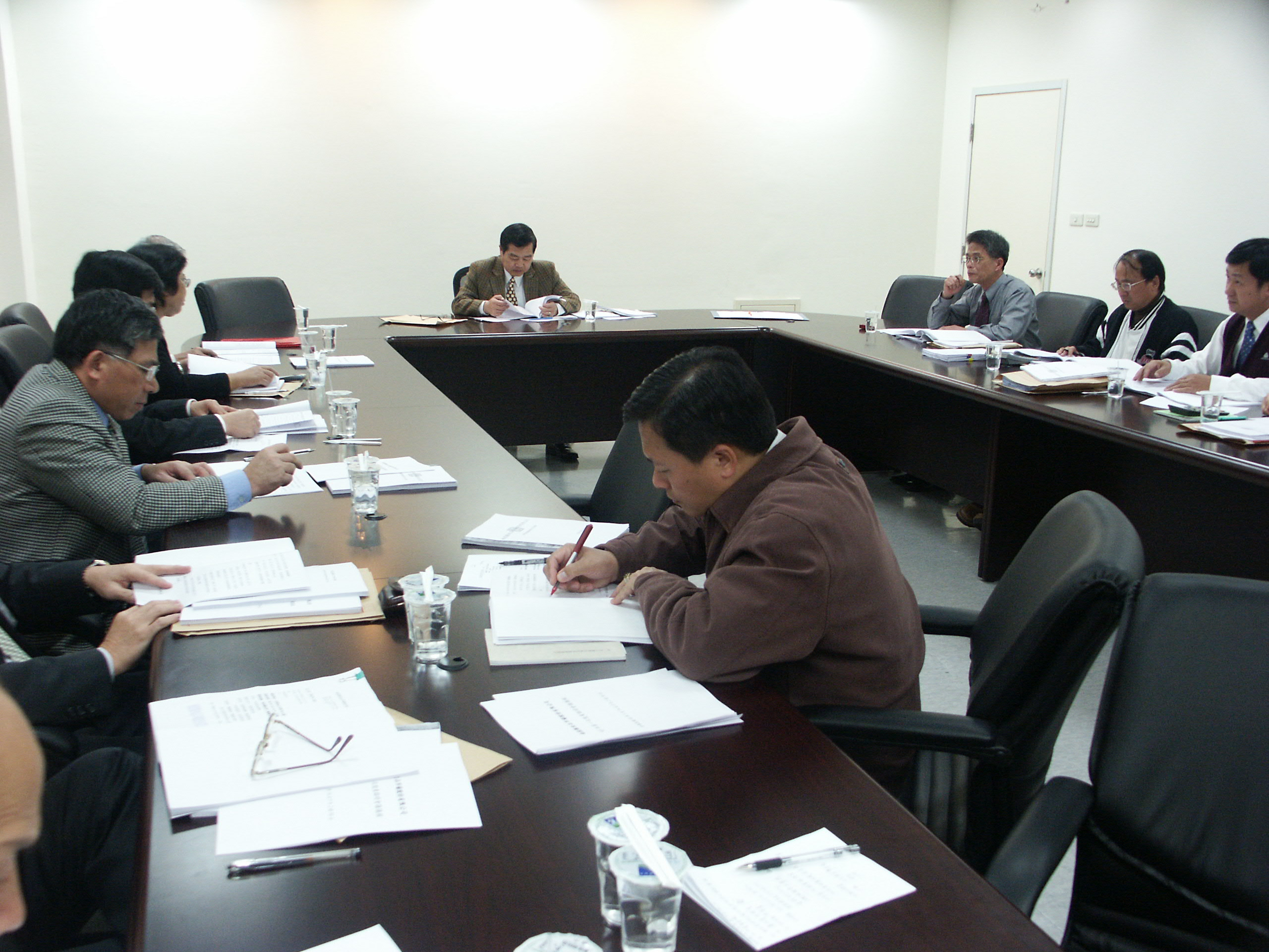 圖片-李縣長主持肉品市場公司第95年度股東會議