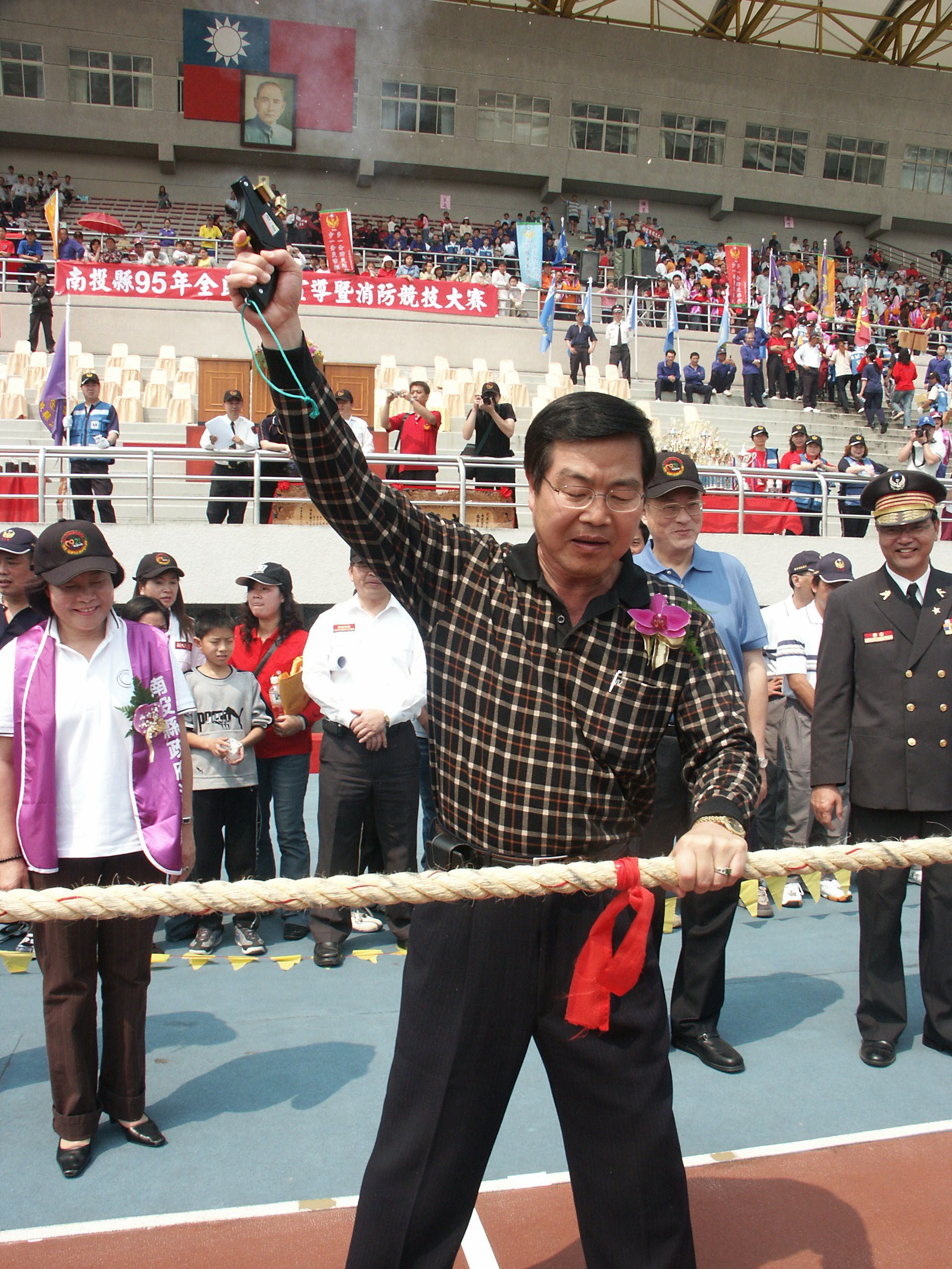 圖片-縣府舉行95年度全民防災宣導暨消防競技大賽