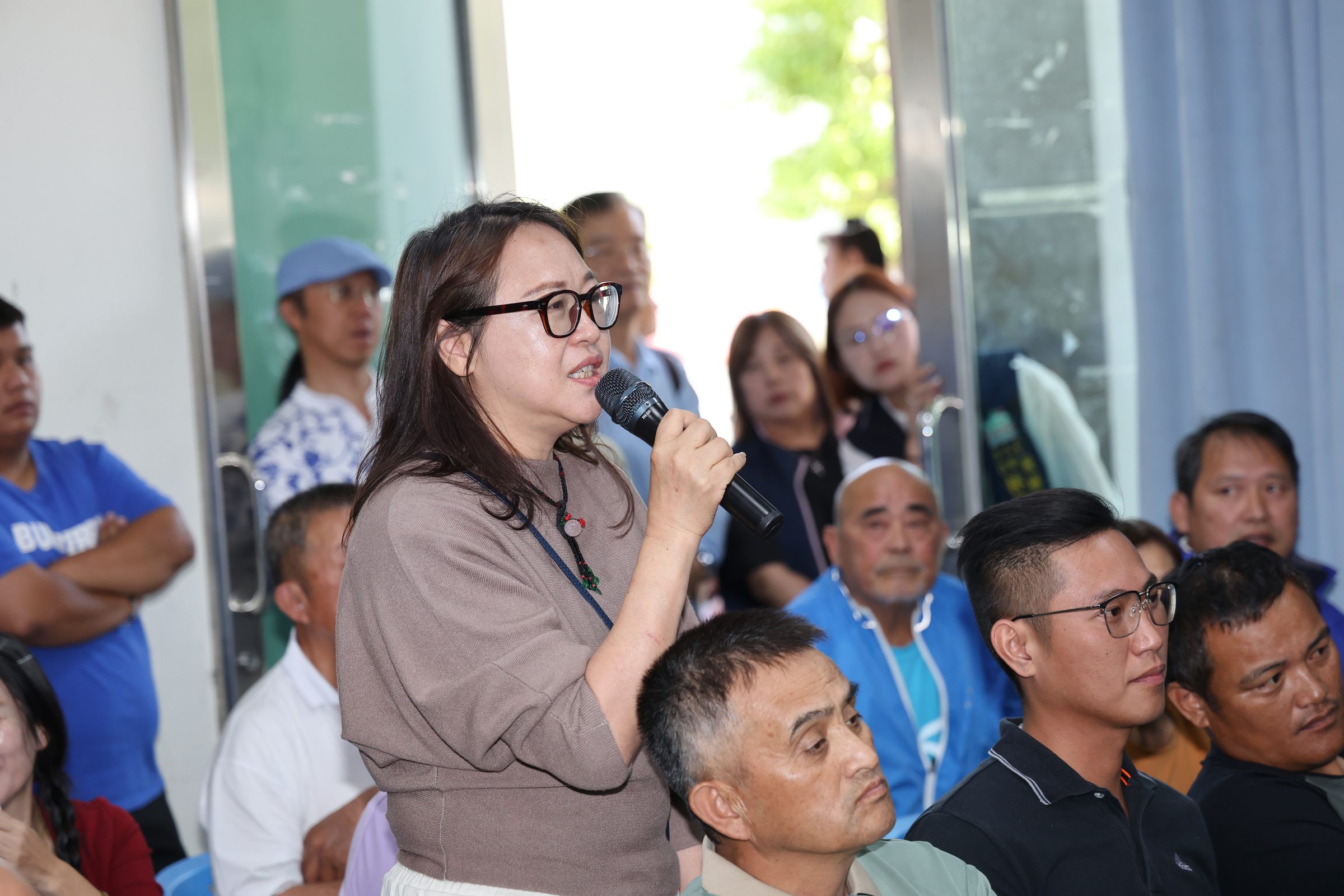 相關圖片7-許縣長會勘仁愛簽核25件逾4千萬元改善工程  投89線14K新闢截彎取直高架橋爭取中央逾3億元補助