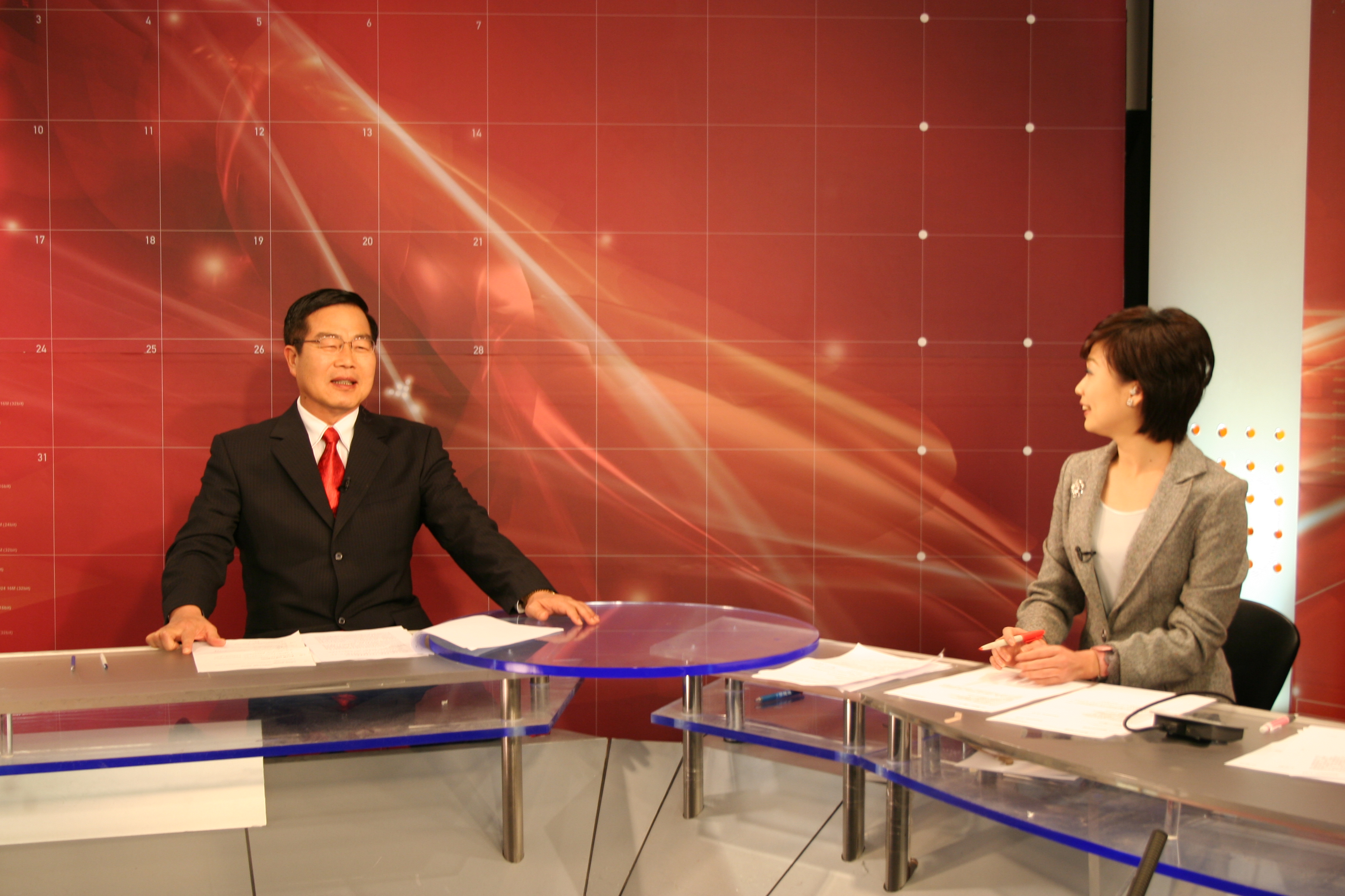 圖片-行銷「花果列車嘉年華」 李縣長接受三立新聞專訪