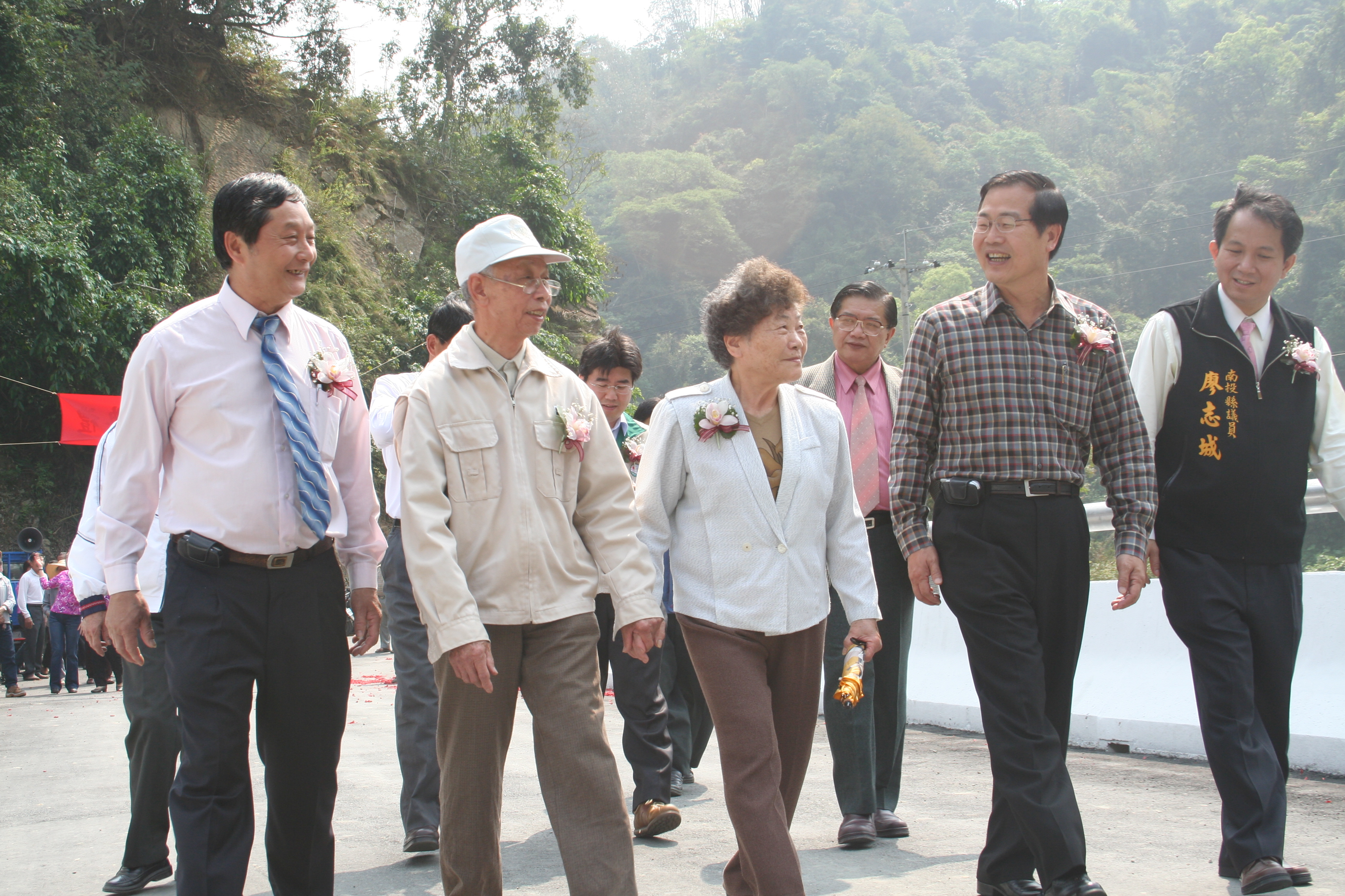 圖片-國姓南港村中興橋通車  九份二山下居民百感交集  感謝縣府支持