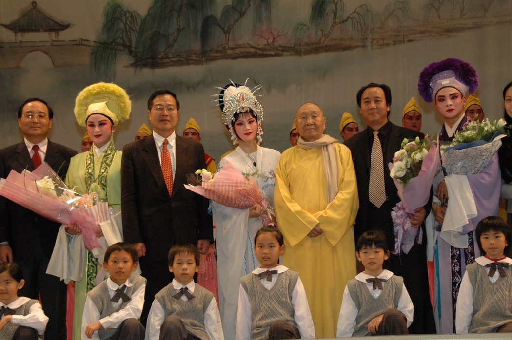 圖片-好戲登台！婺劇白蛇傳精彩演出掌聲不斷