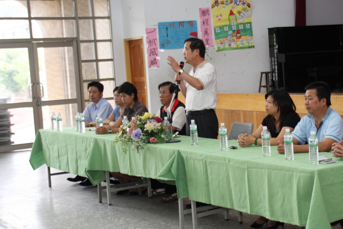 圖片-李縣長召開中興新村再造說明會  聆聽當地居民建議