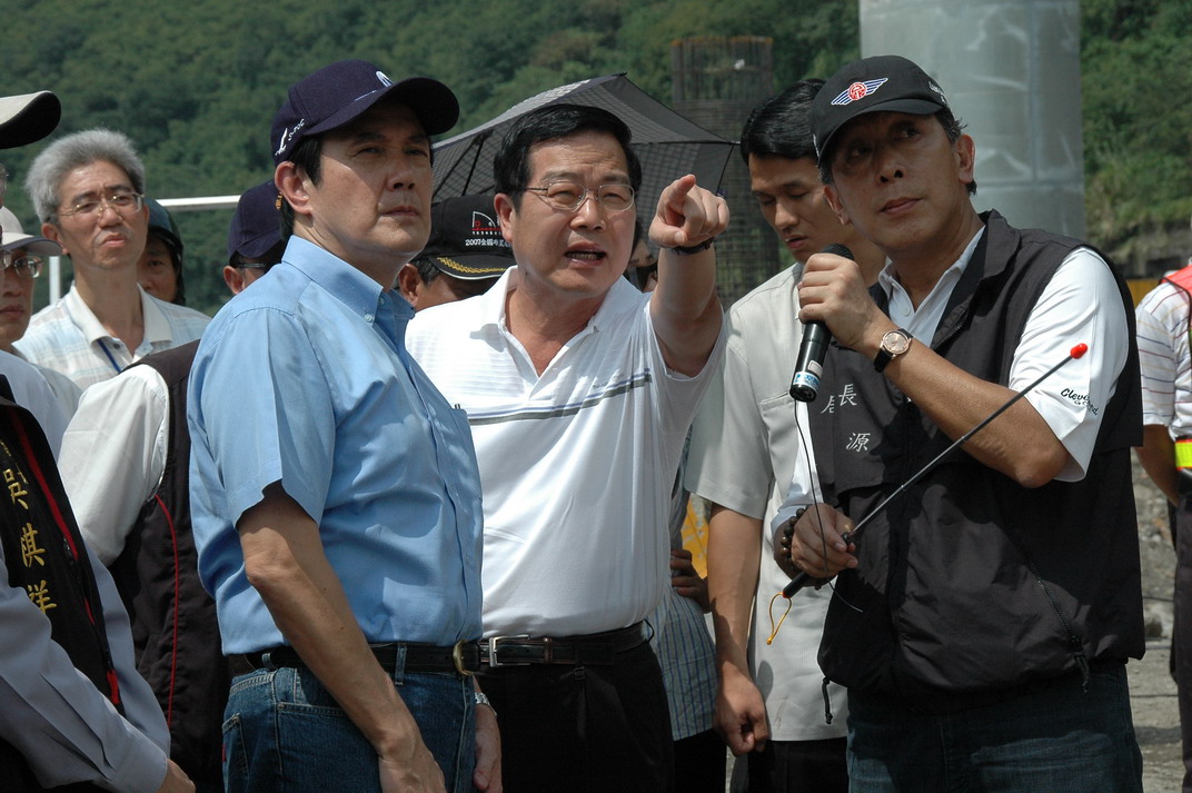圖片-馬總統南投勘災，要求全面體檢道路邊坡及老舊堤防