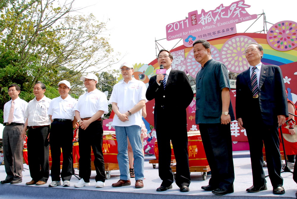 圖片-「2011客家桐花祭」　　南投敲響第一聲鑼