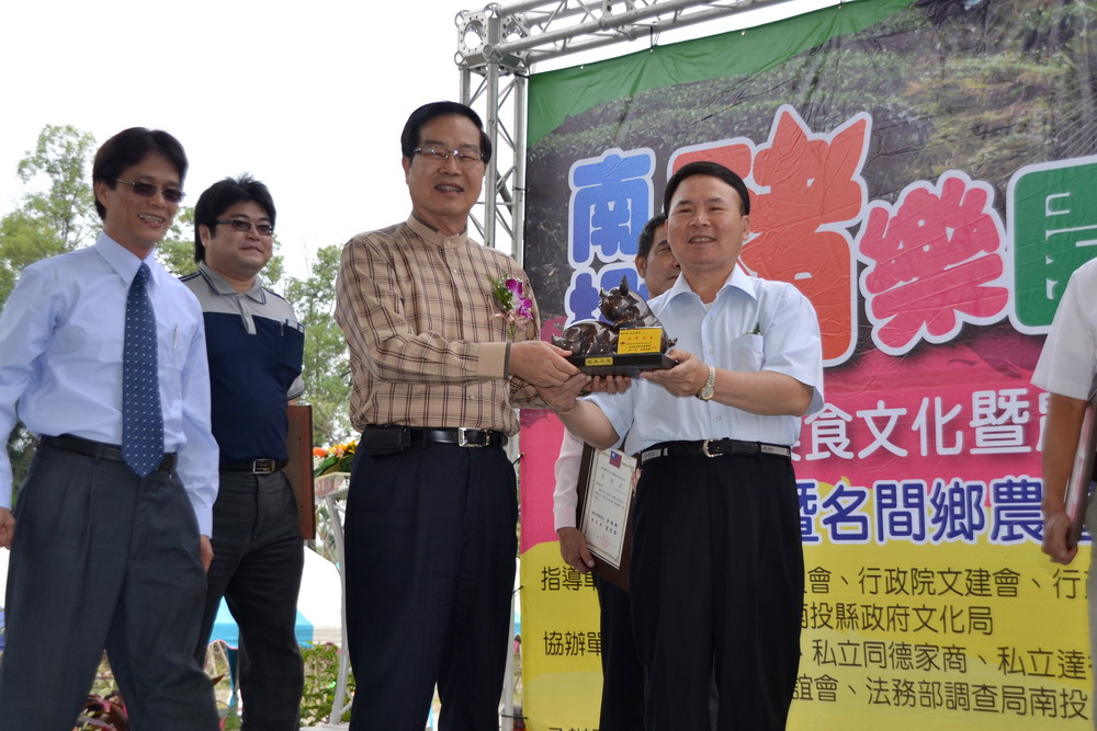 圖片-肉品市場南投豬樂園好吃又好玩 現場熱鬧滾滾