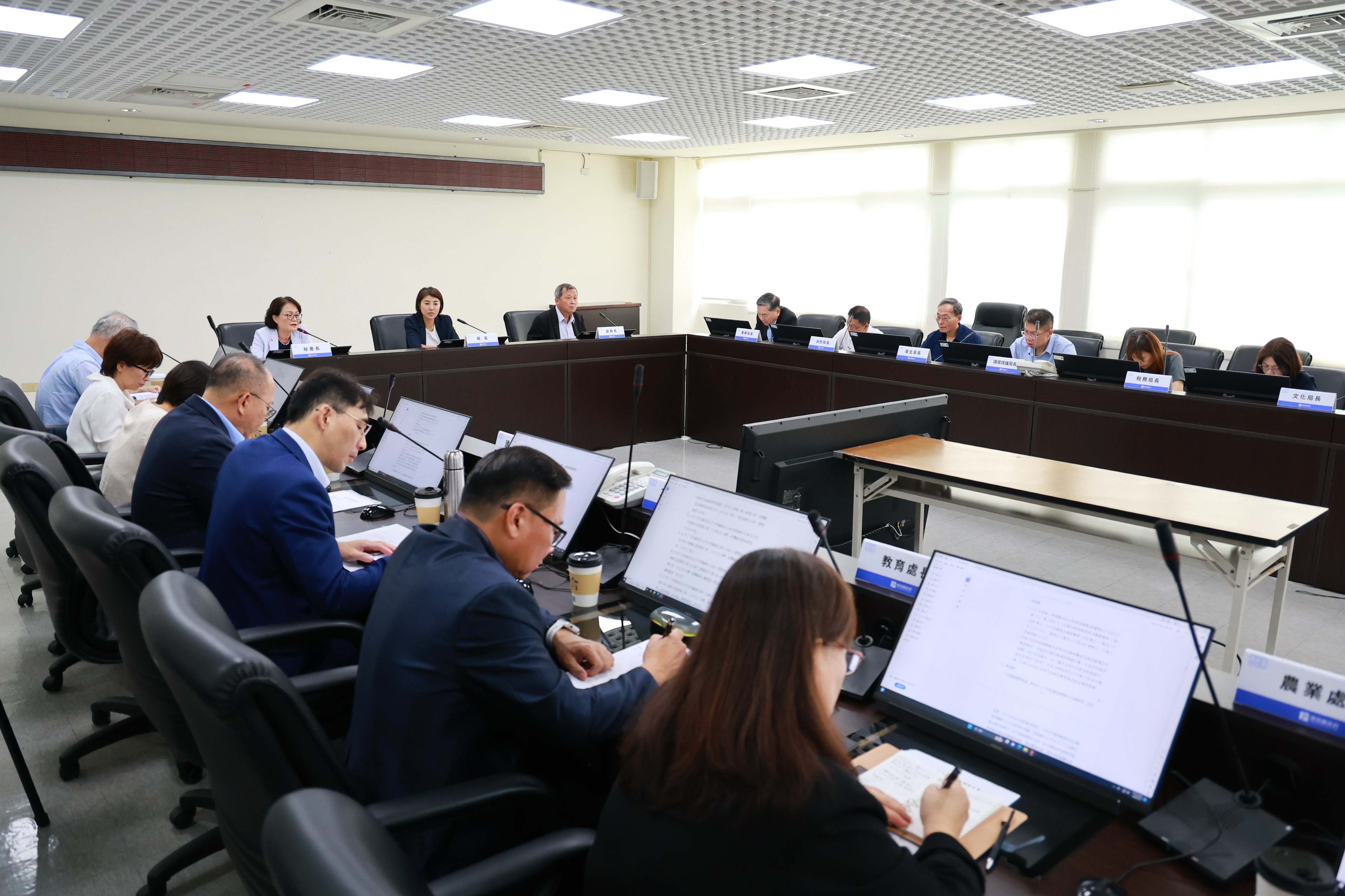 相關圖片1-縣府將輔導協助有製酒意願農民依規定取得許可執照