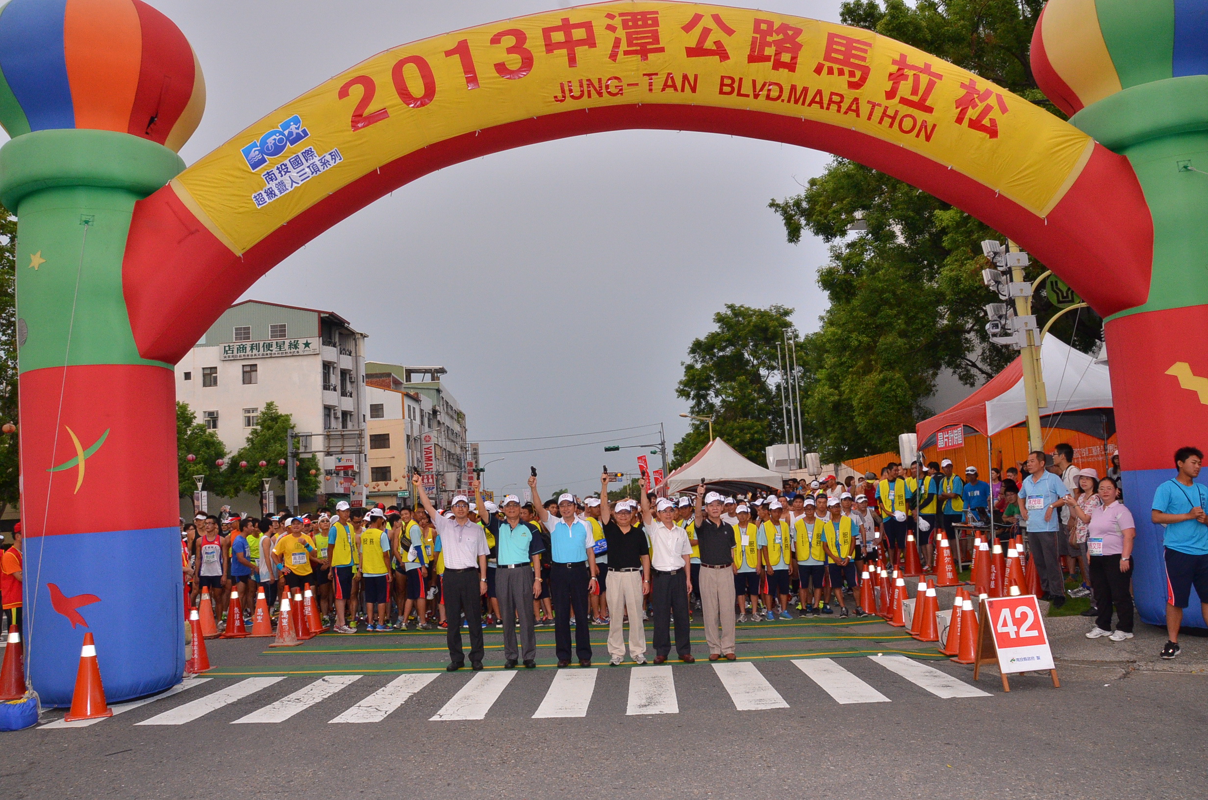 圖片-2013南投國際超鐵賽，瑞典選手Fredrik Croneborg奪冠
