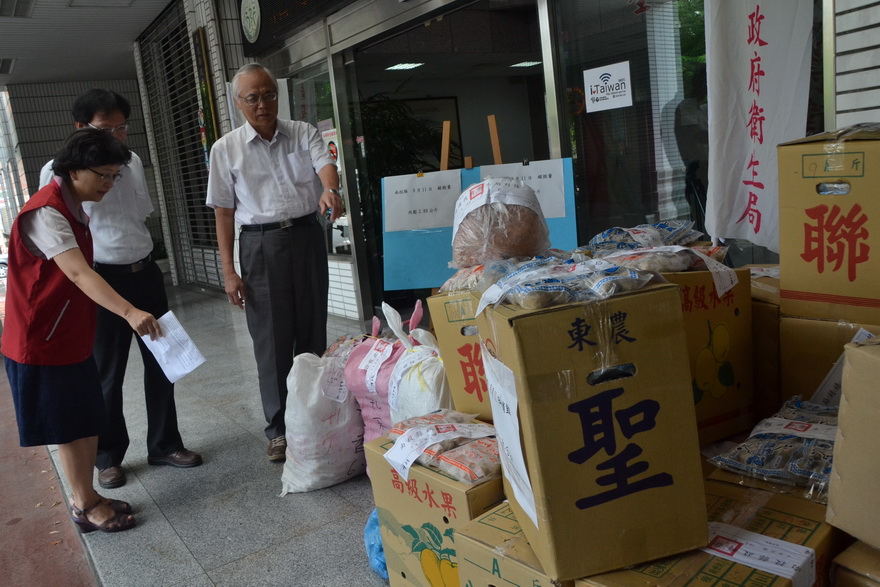 圖片-全統香豬油事件衝擊全台 縣府銷毀首批不合格食品