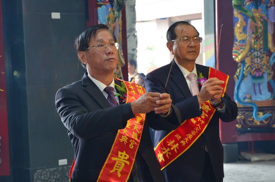 相關圖片2-埔里天旨宮入火安座  林縣長祈求國泰民安