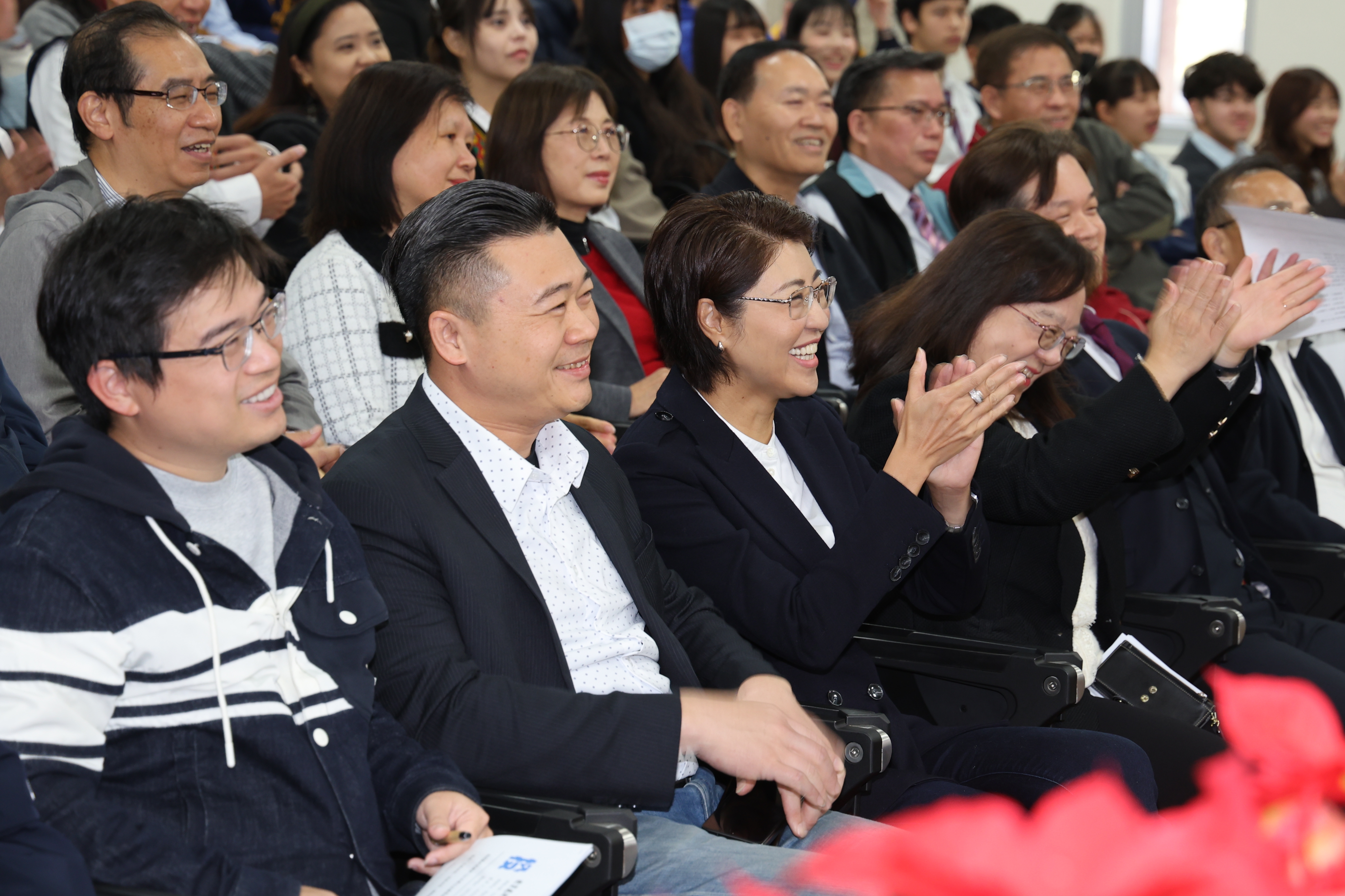 相關圖片6-扎根南投、放眼世界！縣府不惜重資幫助鼓勵學子圓夢  國際合唱、發明展奪金 成果發表會展現青年國際競爭力