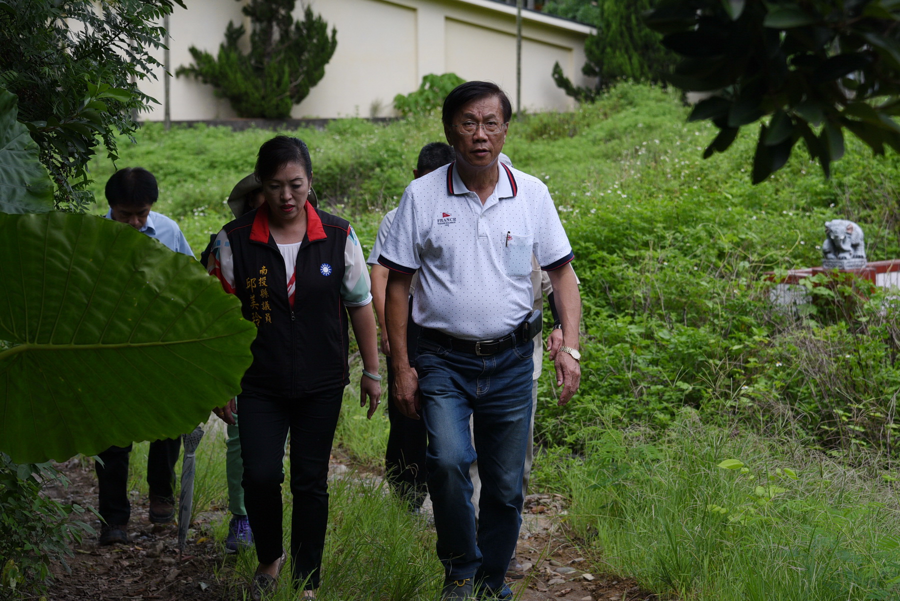 相關圖片2-林縣長會勘國姓鄉兩處野溪  同意進行整治工程