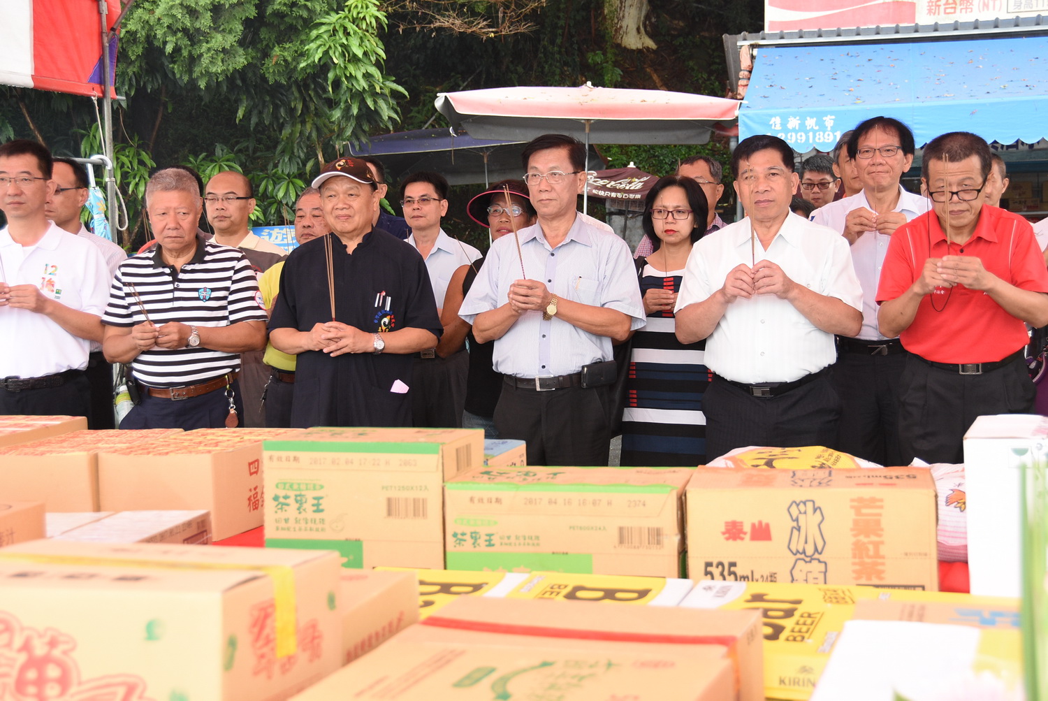 圖片-日月潭萬人泳渡活動9月3日登場  縣長林明溱朝霧碼頭祈福