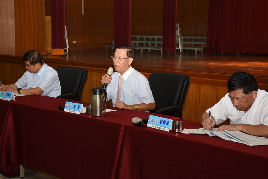 圖片-萬人泳渡帶動周邊鄉鎮經濟 林縣長盼南投燈會再創佳績