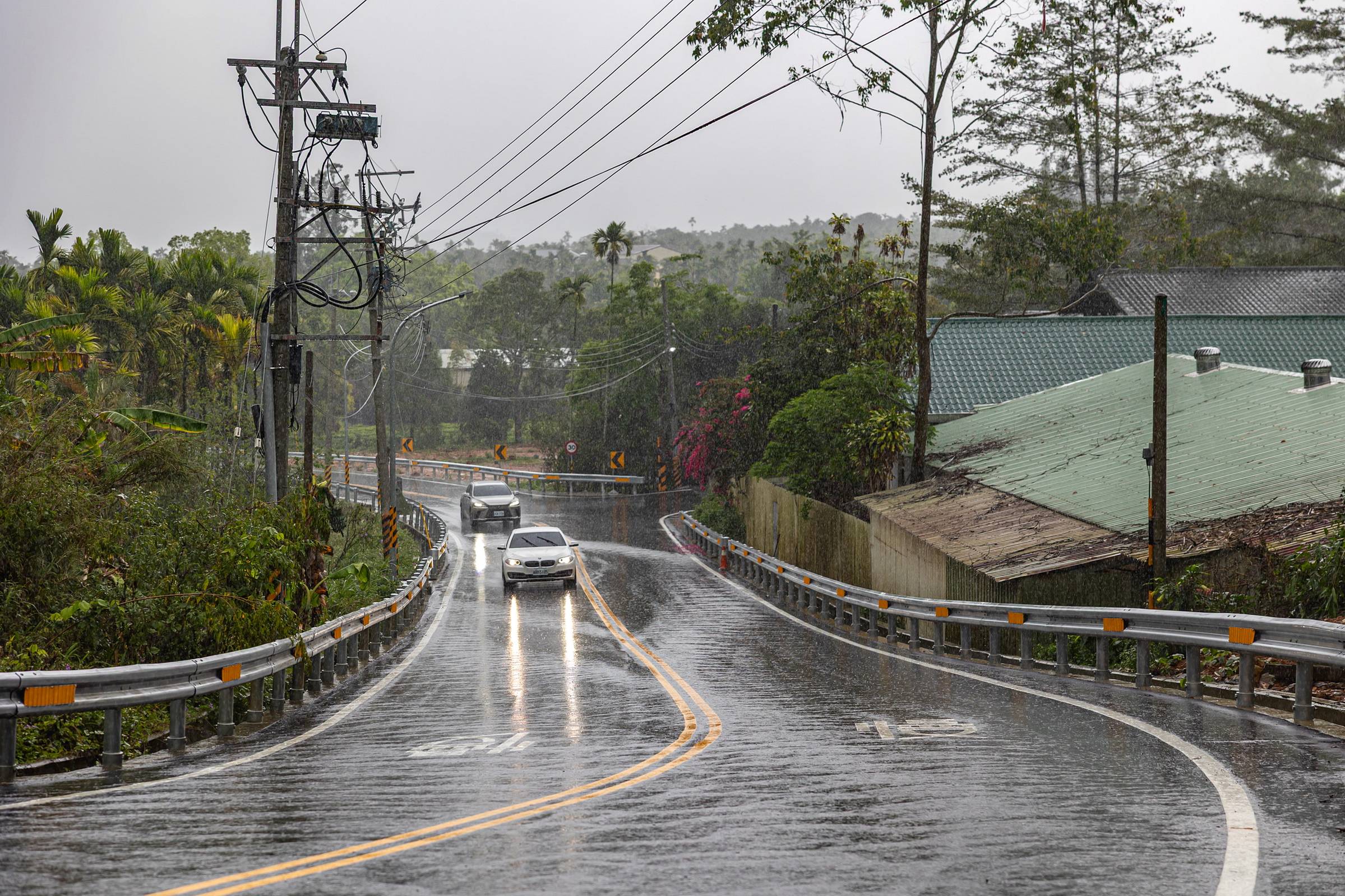 相關圖片7-地方期待逾卅年！魚池投61線及金天巷拓寬完工通車  串聯日月潭與九族縮短30分鐘車程