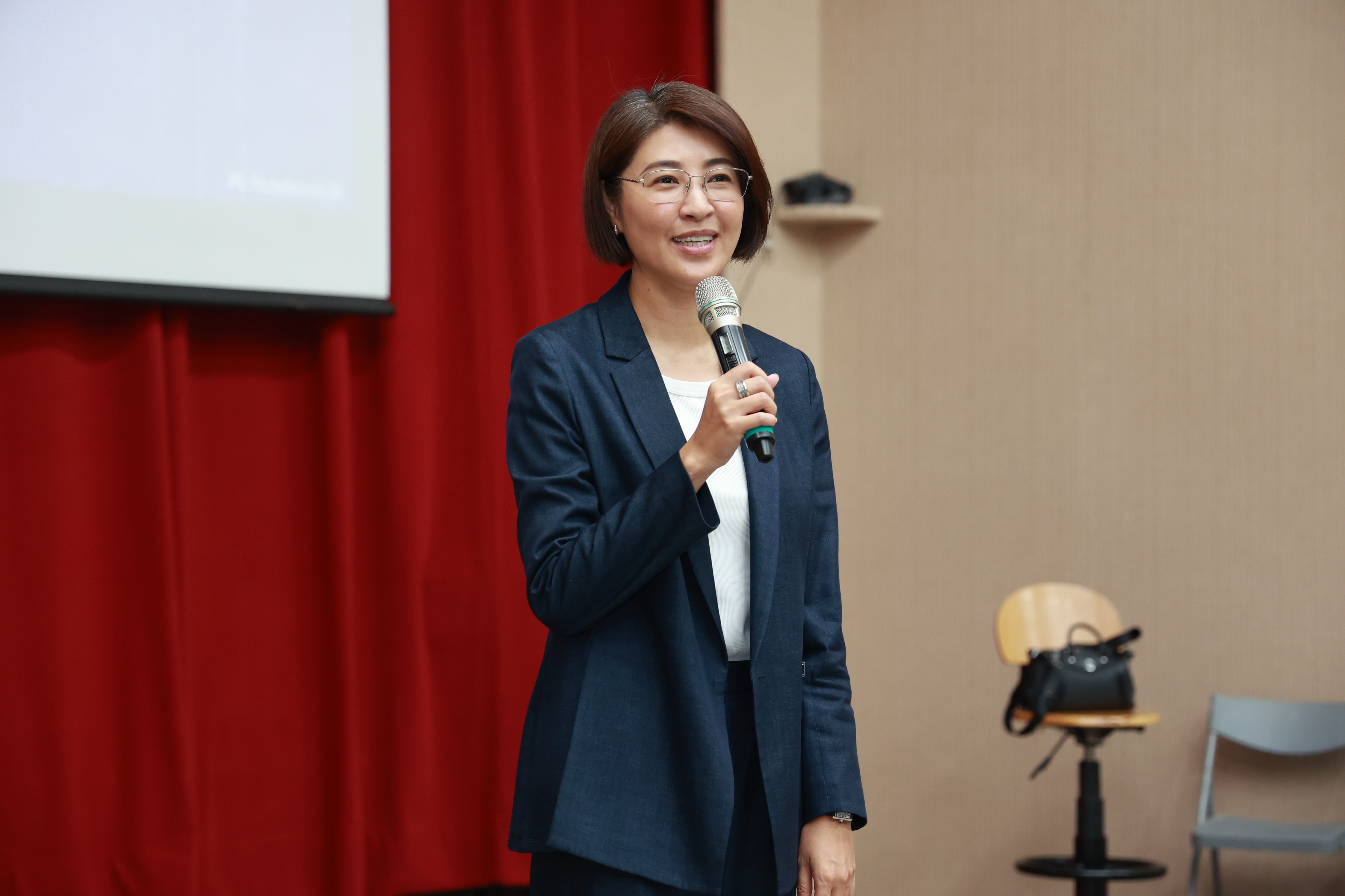 圖片-縣府舉辦職場霸凌防治研習　縣長許淑華：嚴格管理也要柔軟溝通