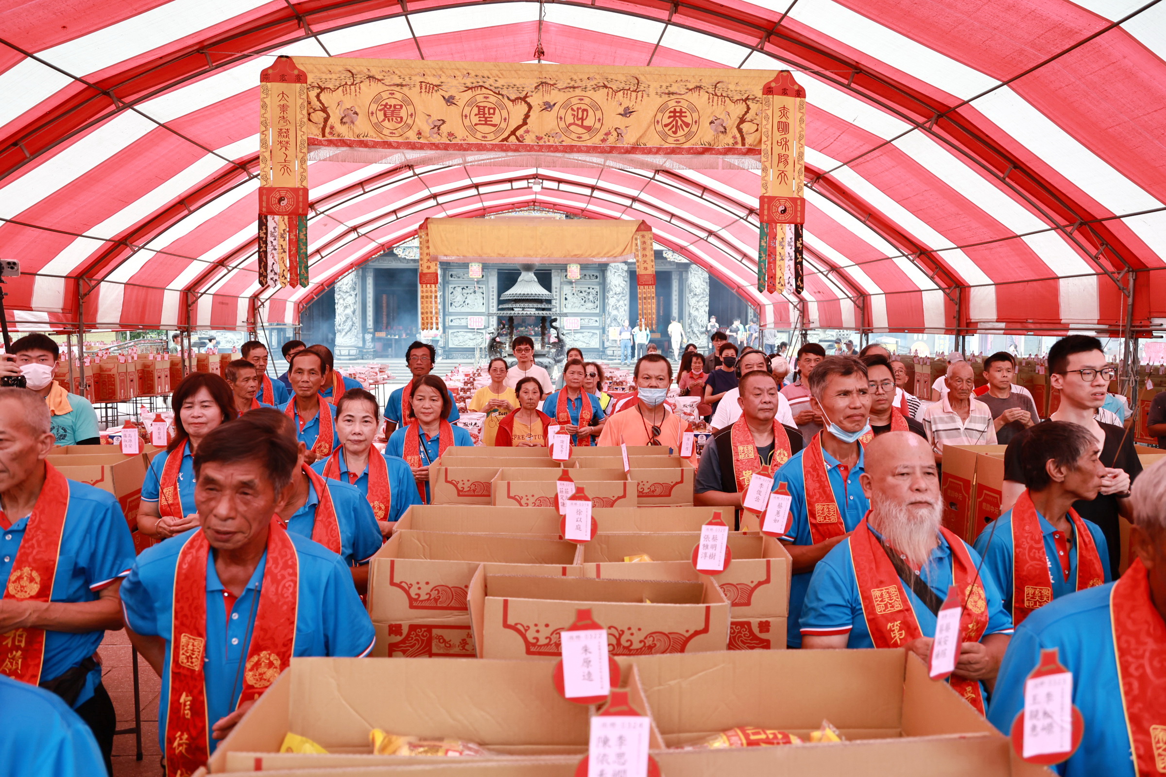 相關圖片4-松柏嶺受天宮中元普度　贊普祭品與捐贈數量創新高