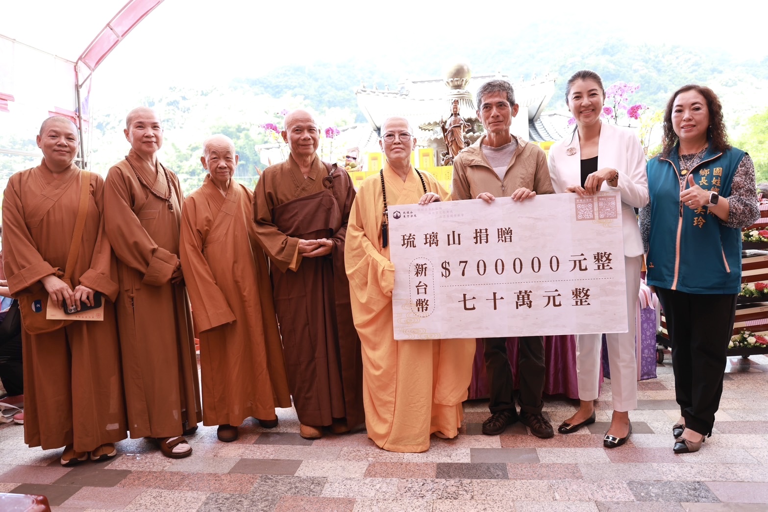 文章圖片-東方淨苑募捐百萬助凱米受災戶重建家園 許縣長感謝善舉