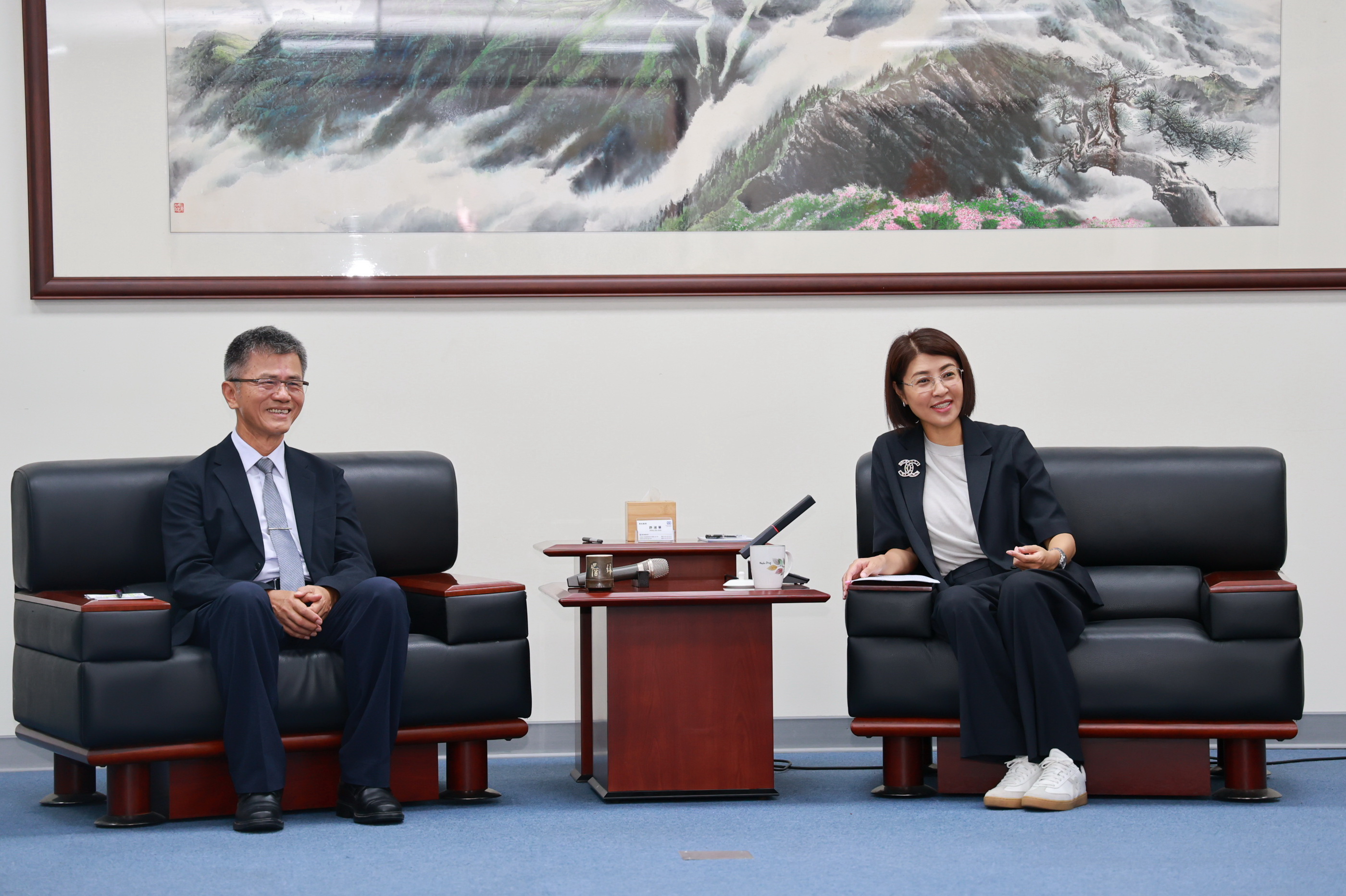 相關圖片4-縣府表揚優良地政士及不動產經紀人  肯定專業服務與熱忱