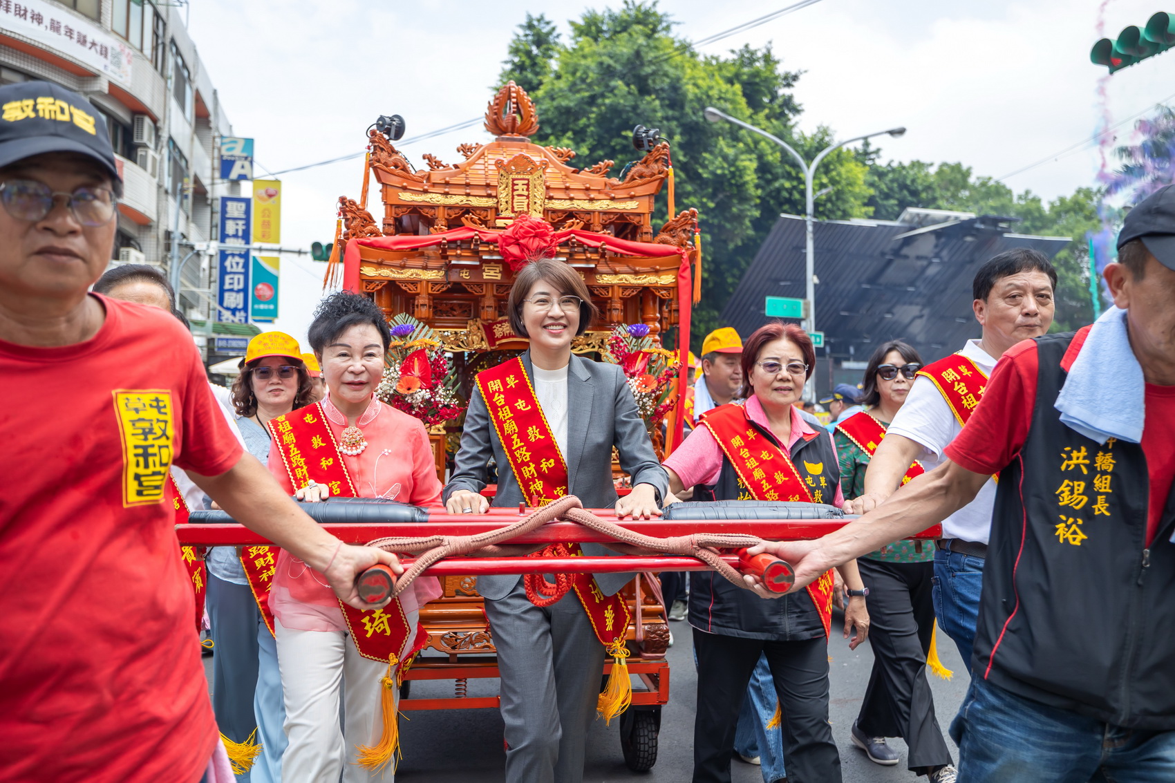 相關圖片7-敦和宮趙天君財神爺366年聖誕　許縣長為民祈福