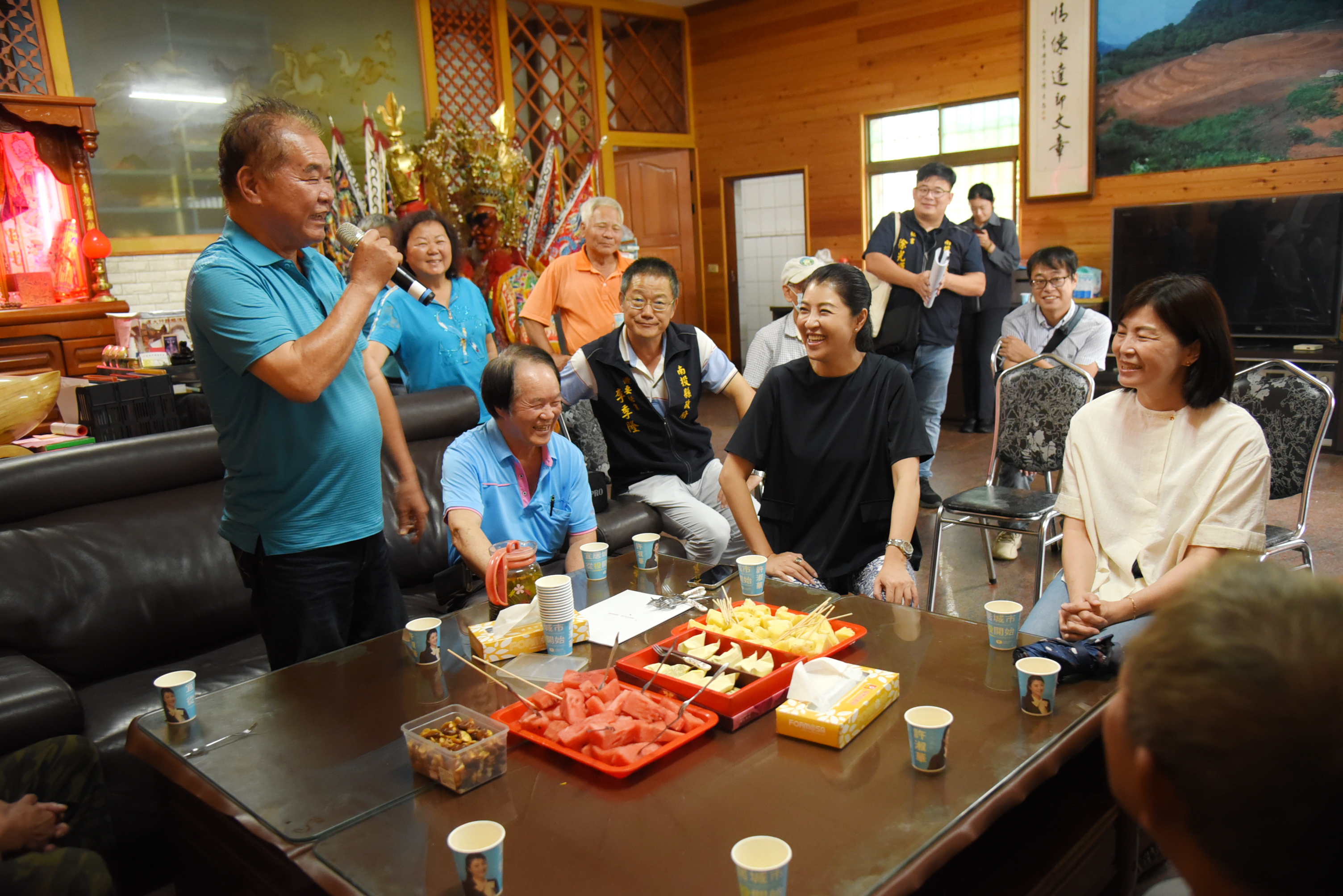 相關圖片2-斥資一千二百多萬元   許淑華縣長協助改善中寮、 草屯基層建設