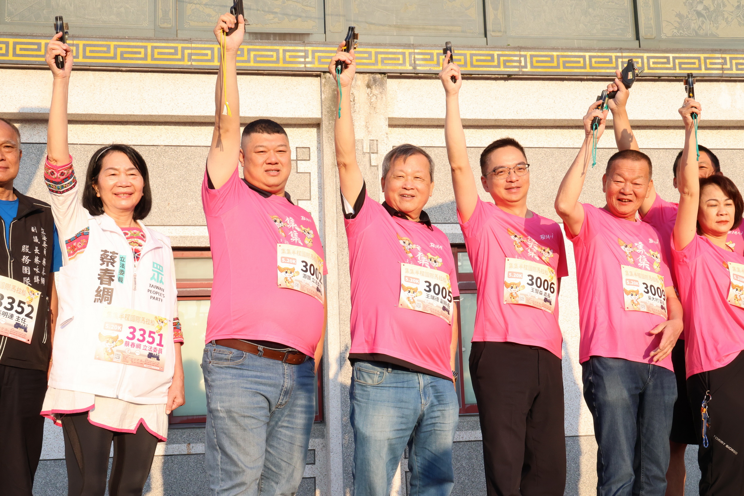 相關圖片2-集集半程國際馬拉松開跑  多國選手齊聚飽覽小鎮風光