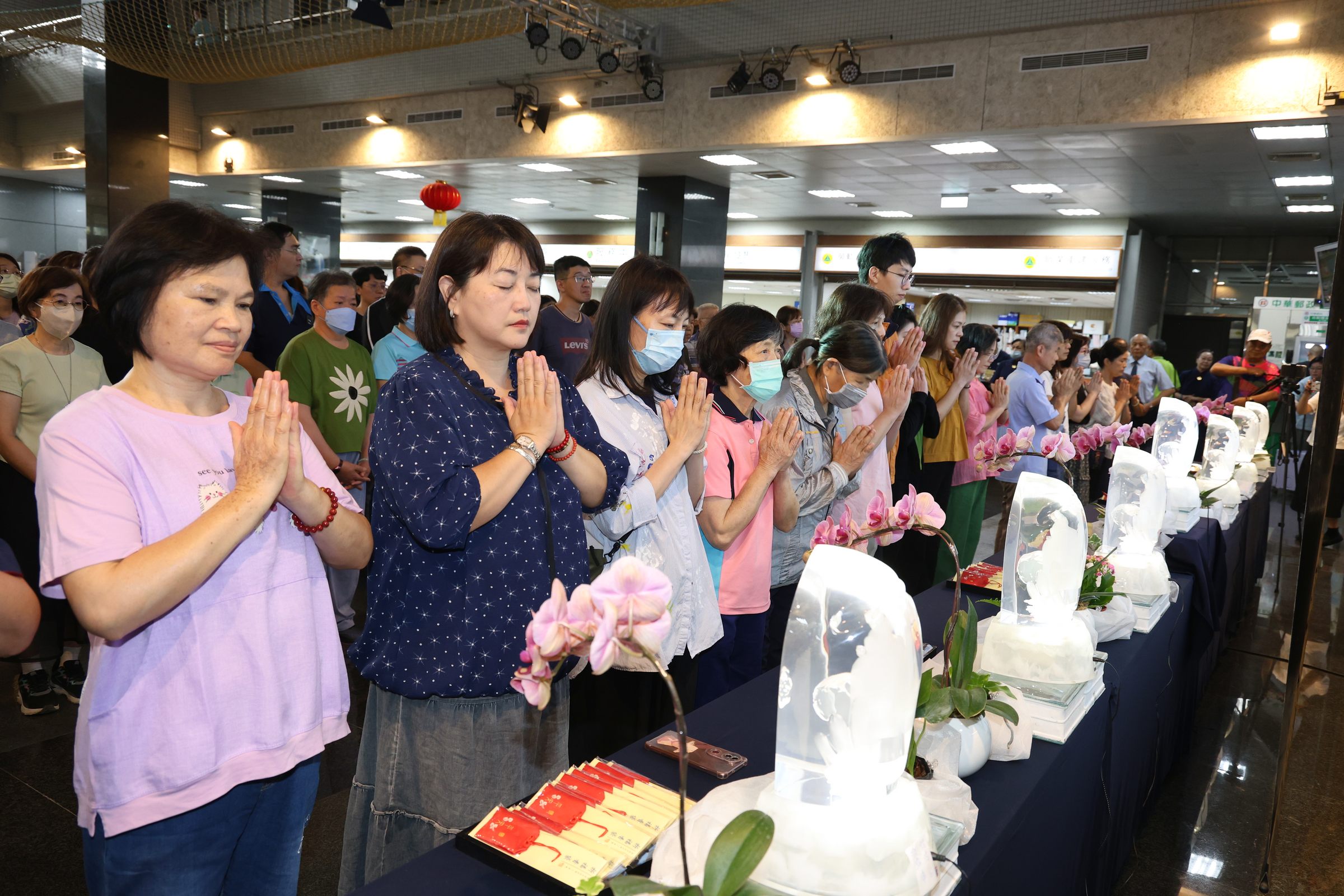相關圖片7-慈濟南投縣府浴佛 許縣長：感念佛恩‧父母恩‧眾生恩