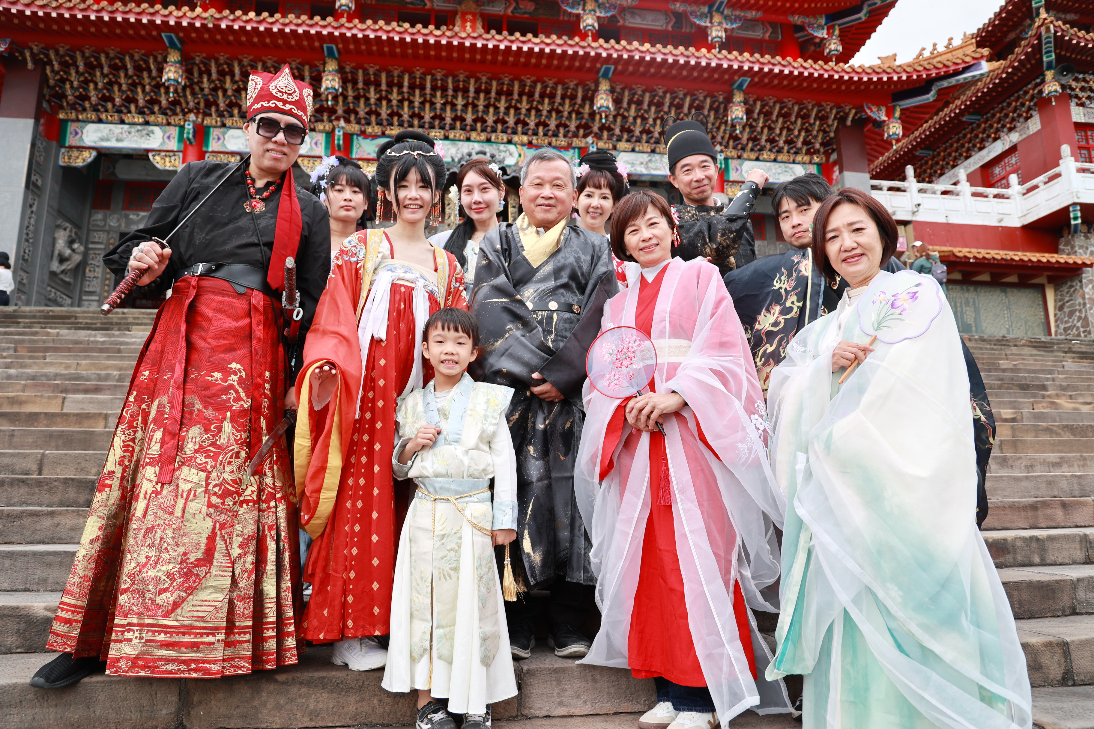 相關圖片1-結合漢服推廣宗教文化觀光 台灣寺廟文化藝術節文武廟熱鬧登場