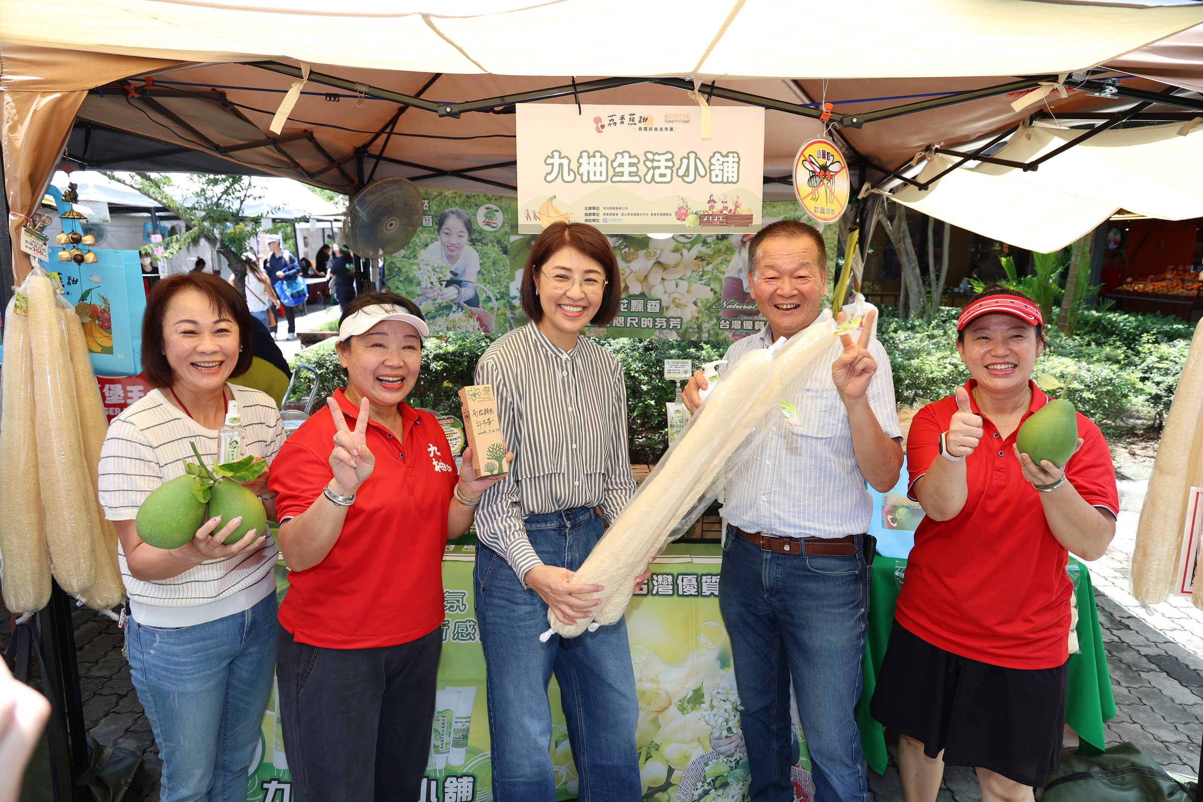 相關圖片2-「荔香蕉甜．青農好食光市集」國三南投服務區登場 許縣長邀全國民眾走進南投品味夏日鮮果支持青農　