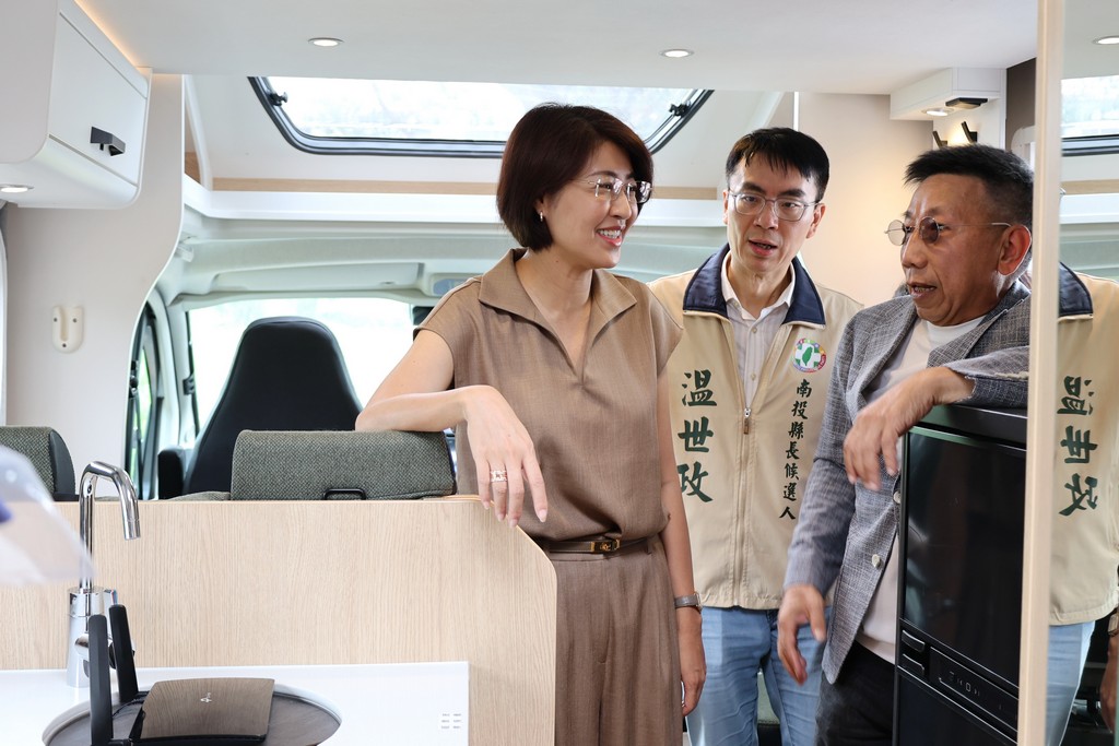 相關圖片4-東華醫院行動醫療車啟用　提升南投偏鄉醫療可近性