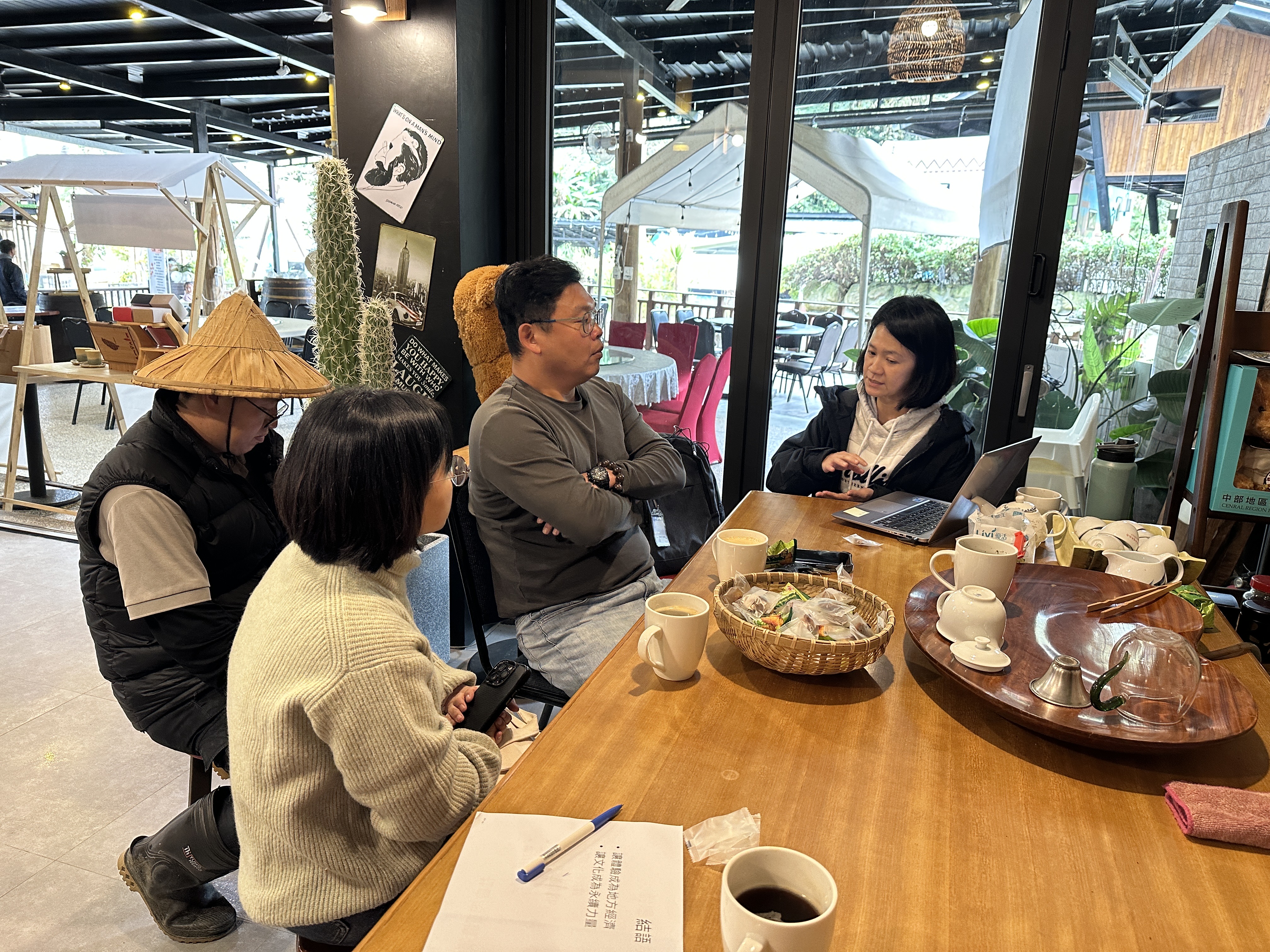 相關圖片1-1150210拜訪地方創生潛力提案團隊-溪部好呆庄、鹿谷果菜市場股份有限公司