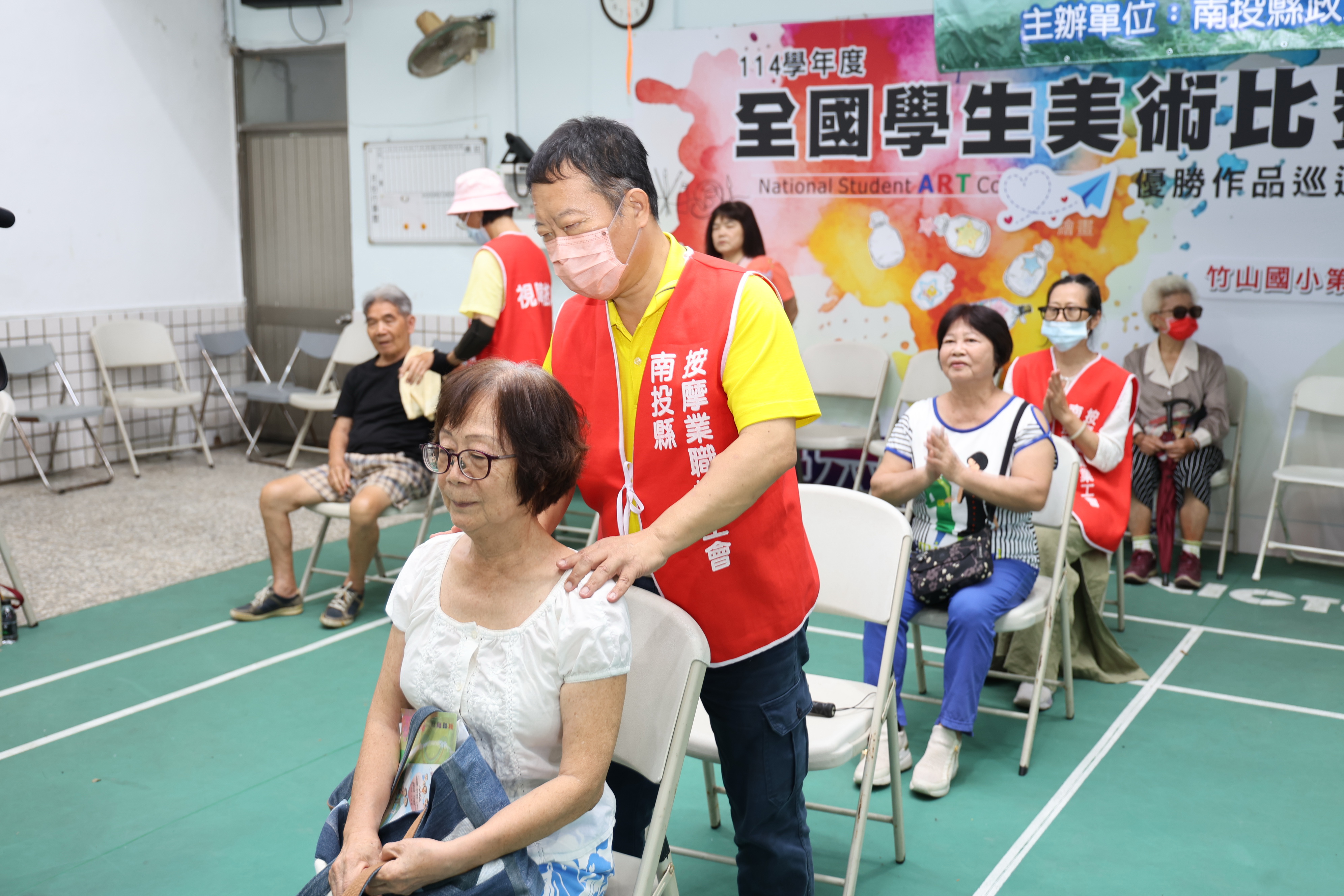 相關圖片8-竹山鹿谷區退休公教人員座談會 許縣長出席致意
